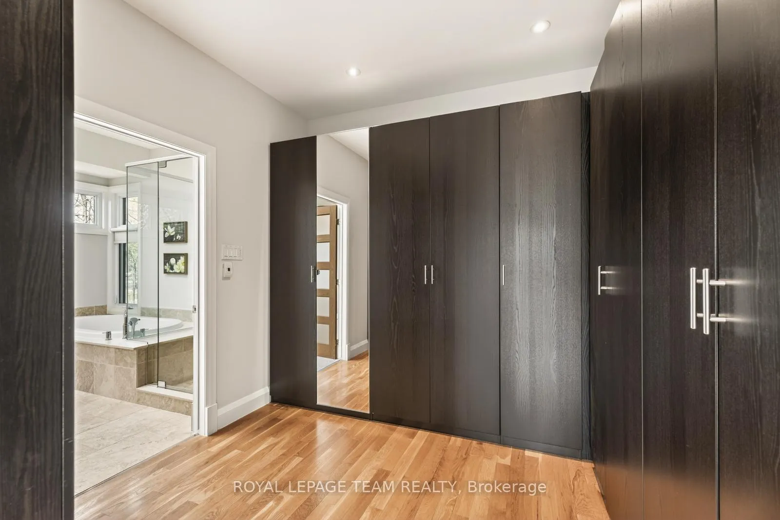 Photo 29 of 17 Kaymar Drive, Ottawa, Rothwell Heights — HOMEH