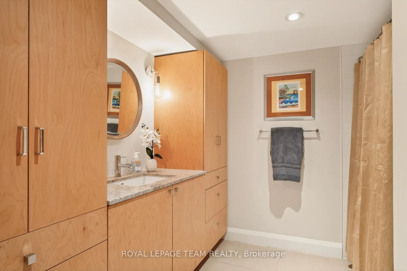Photo 39 of 17 Kaymar Drive, Ottawa, Rothwell Heights — HOMEH