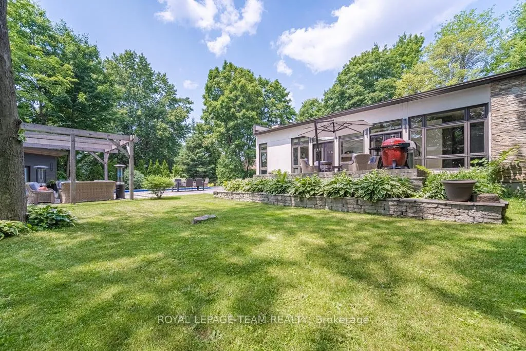 Photo 44 of 17 Kaymar Drive, Ottawa, Rothwell Heights — HOMEH