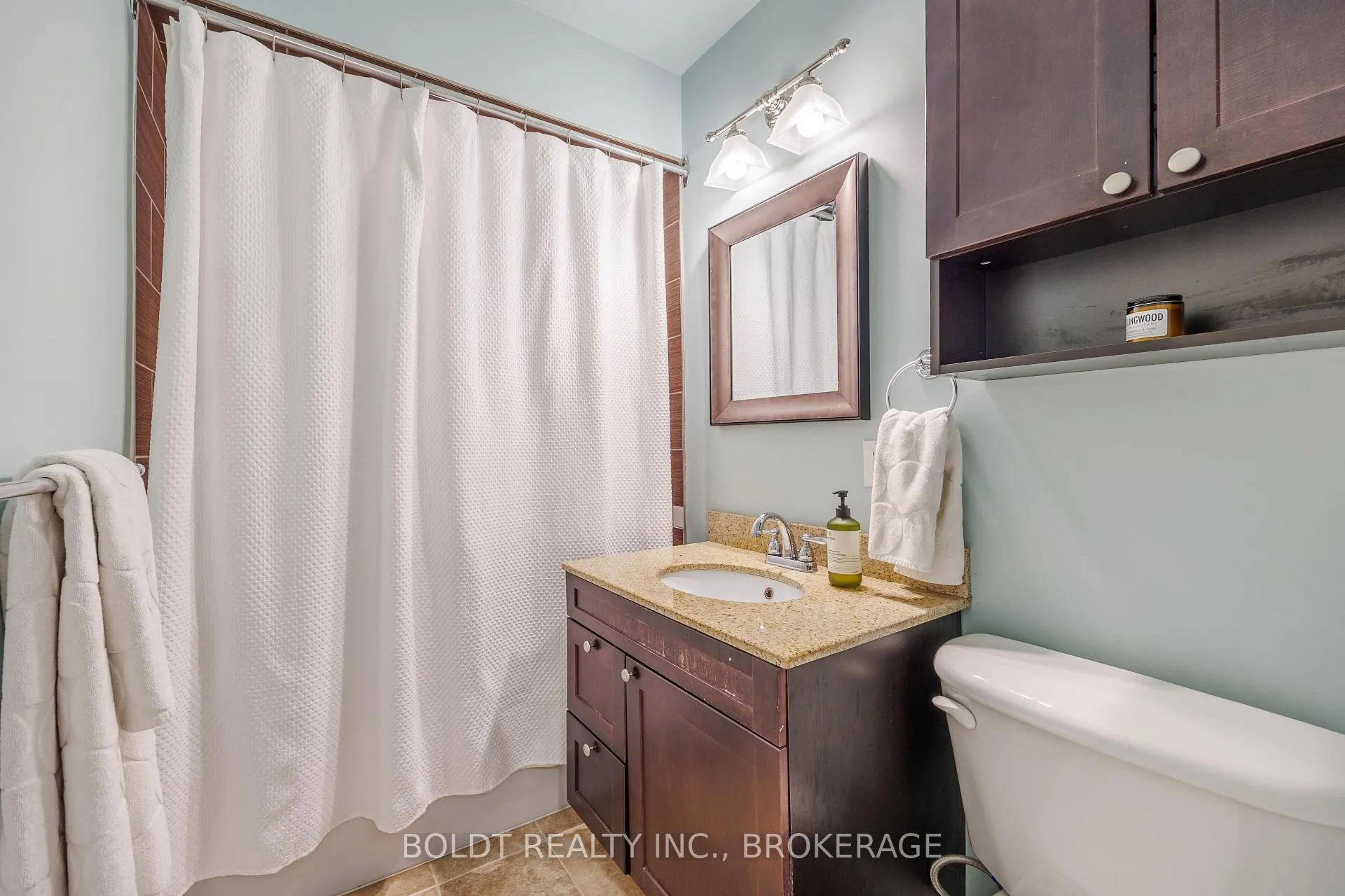 Photo 12 of 6 Mountainview Drive, St. Catharines, Glendale/Glenridge — HOMEH