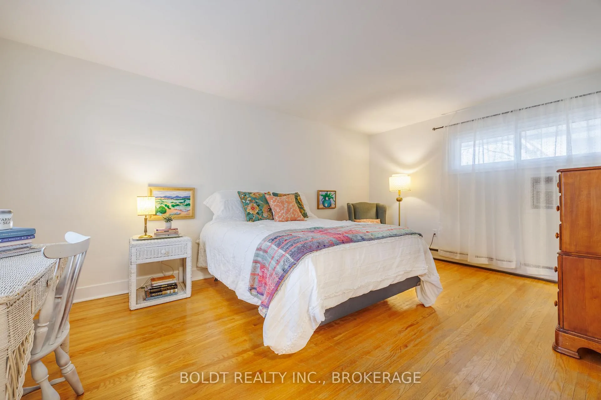 Photo 14 of 6 Mountainview Drive, St. Catharines, Glendale/Glenridge — HOMEH