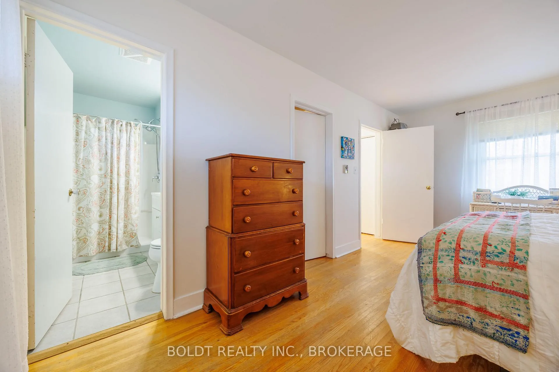 Photo 15 of 6 Mountainview Drive, St. Catharines, Glendale/Glenridge — HOMEH