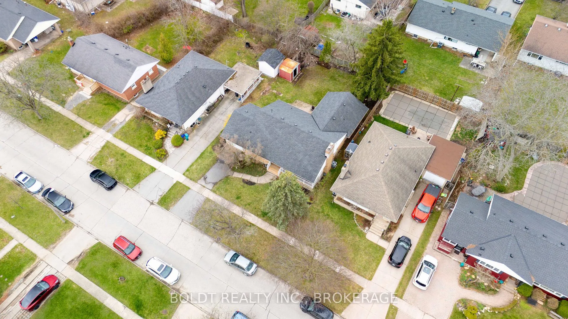 Photo 33 of 6 Mountainview Drive, St. Catharines, Glendale/Glenridge — HOMEH