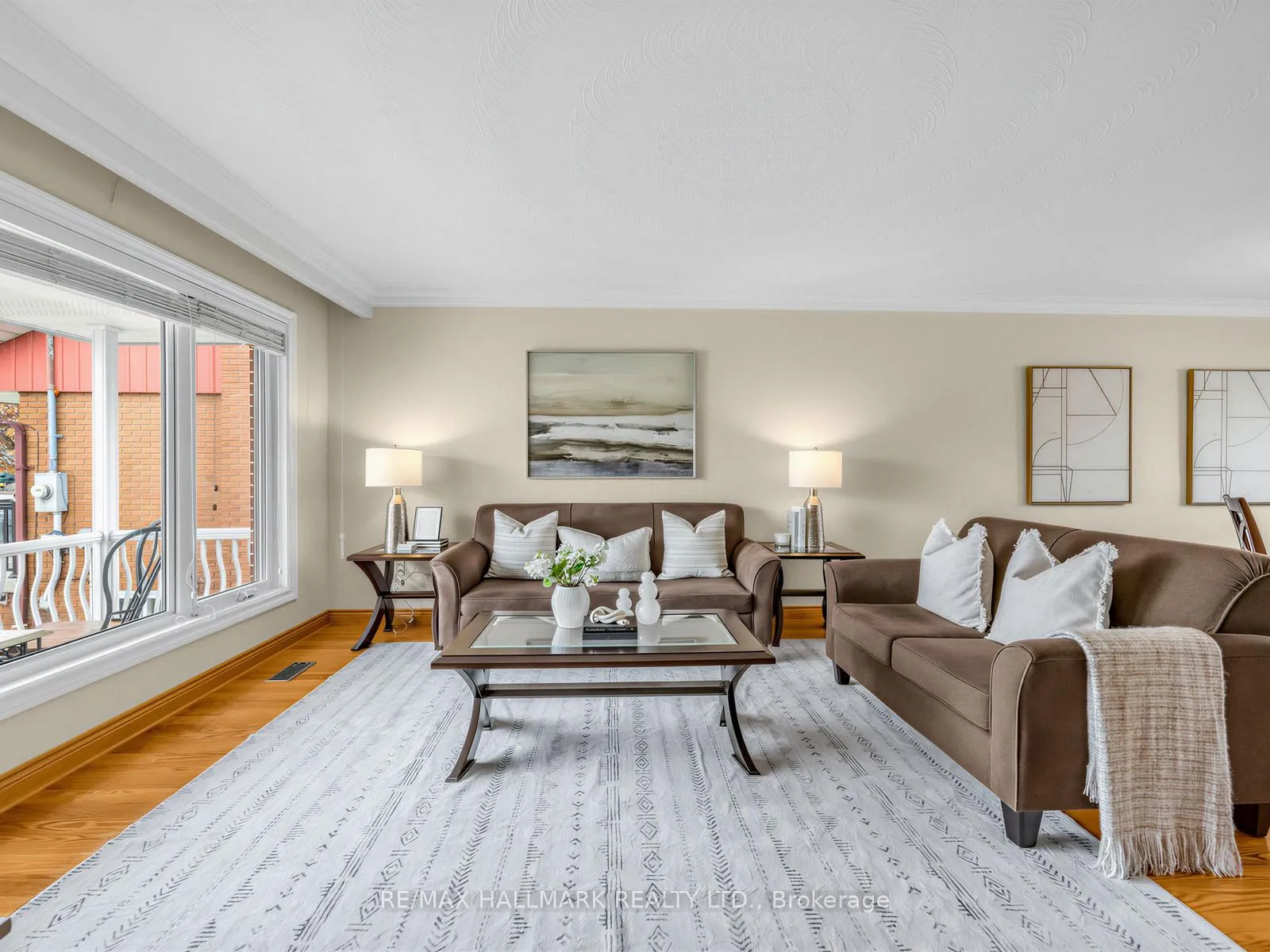 Photo 6 of 1649 Carletta Drive, Mississauga, Lakeview — HOMEH