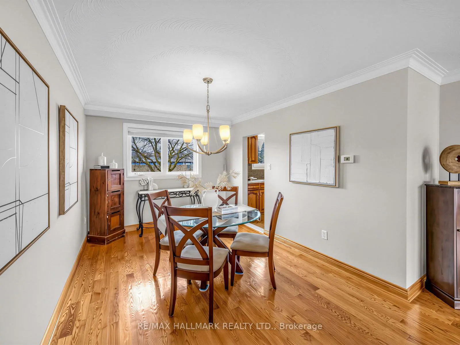Photo 9 of 1649 Carletta Drive, Mississauga, Lakeview — HOMEH