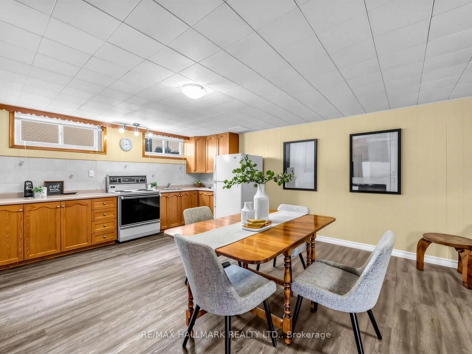 Photo 19 of 1649 Carletta Drive, Mississauga, Lakeview — HOMEH
