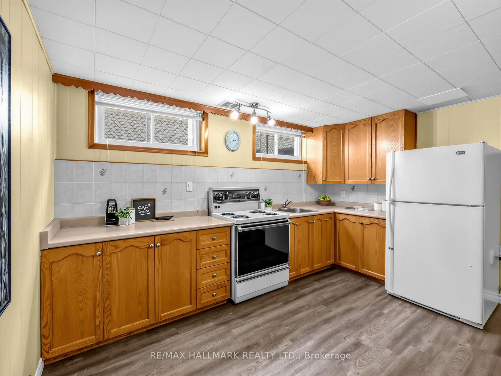 Photo 20 of 1649 Carletta Drive, Mississauga, Lakeview — HOMEH
