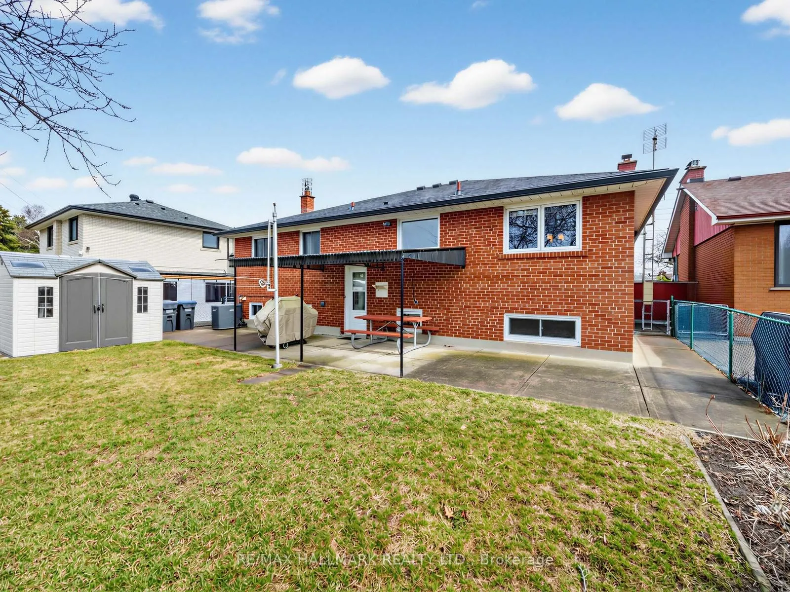 Photo 28 of 1649 Carletta Drive, Mississauga, Lakeview — HOMEH