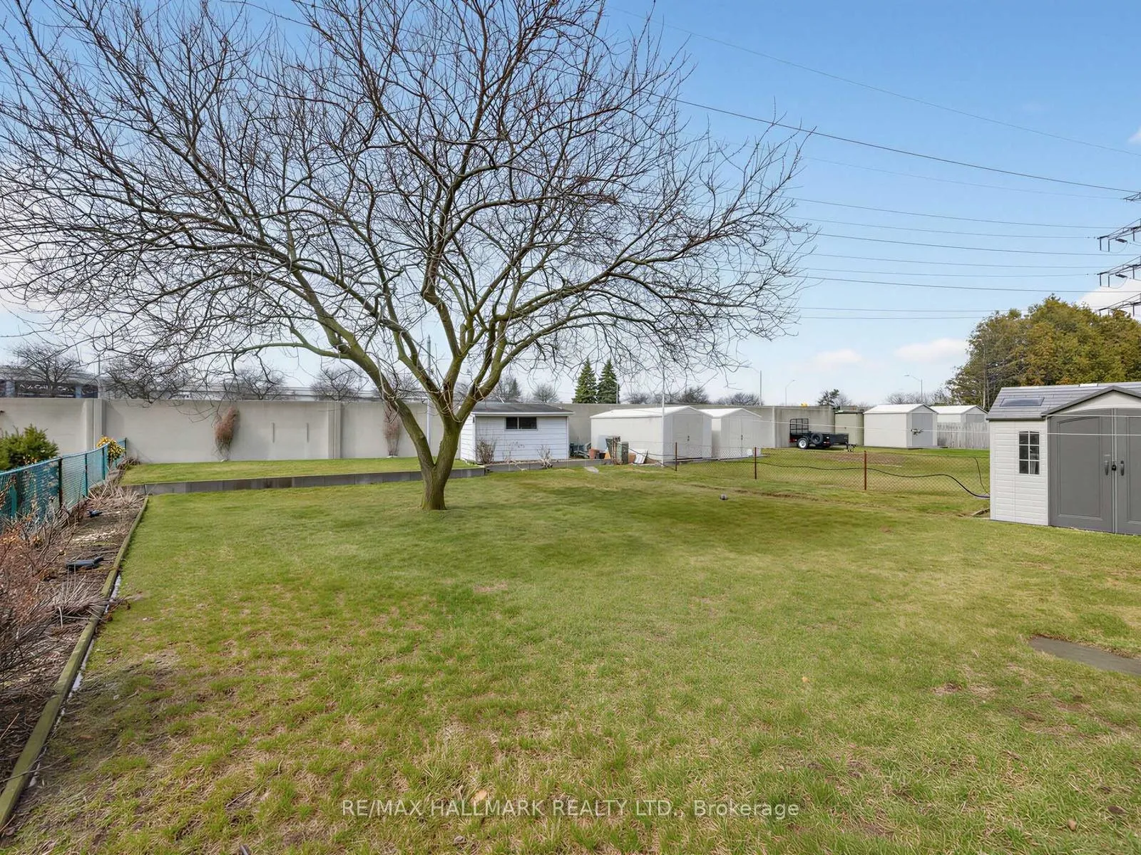 Photo 32 of 1649 Carletta Drive, Mississauga, Lakeview — HOMEH