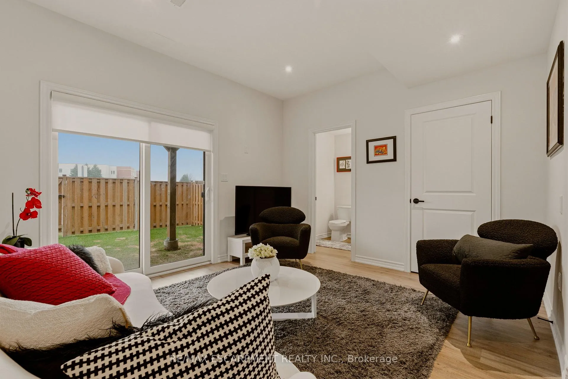 Photo 7 of 7 Cadwell Lane, Hamilton, Mountview — HOMEH