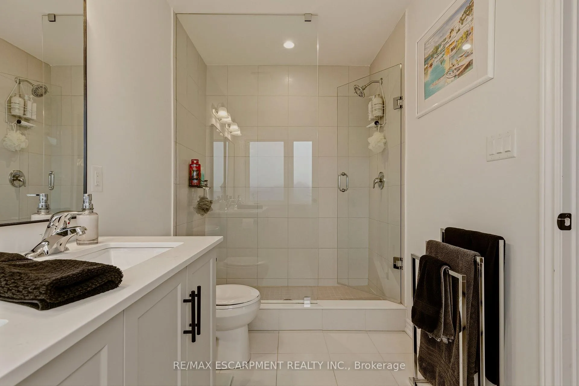 Photo 36 of 7 Cadwell Lane, Hamilton, Mountview — HOMEH