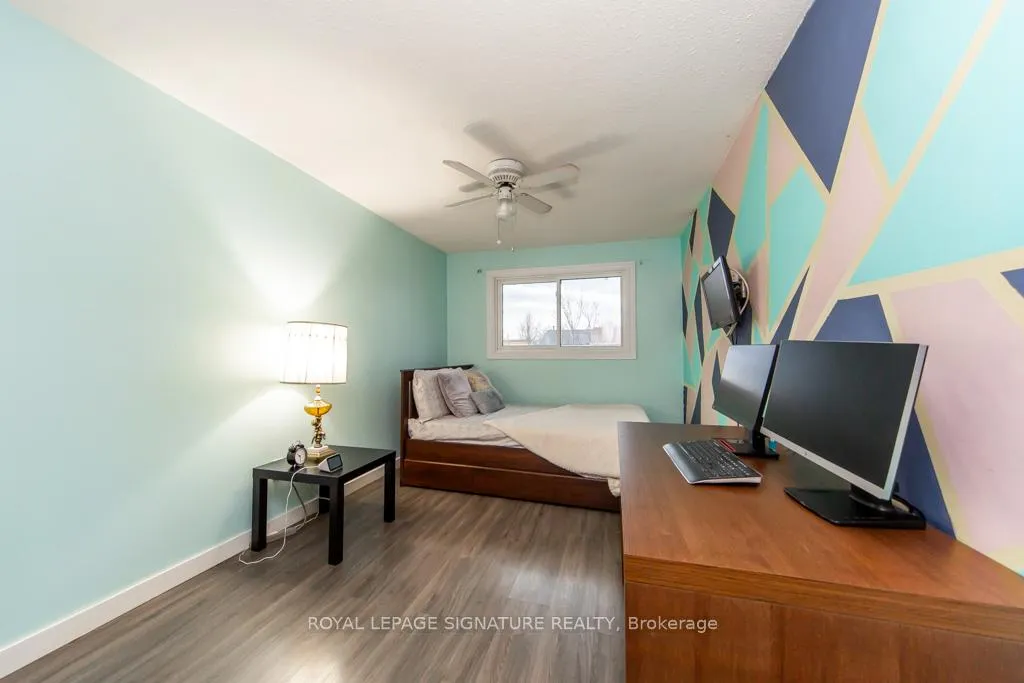 Photo 14 of 1499 Fenelon Crescent, Oshawa, Lakeview — HOMEH