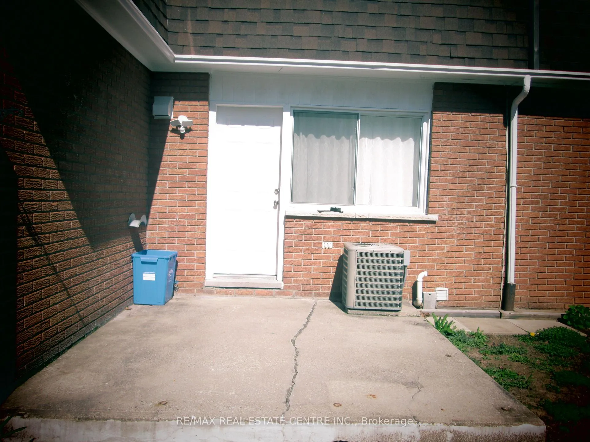 Photo 30 of 648 Francis Road, Burlington, LaSalle — HOMEH