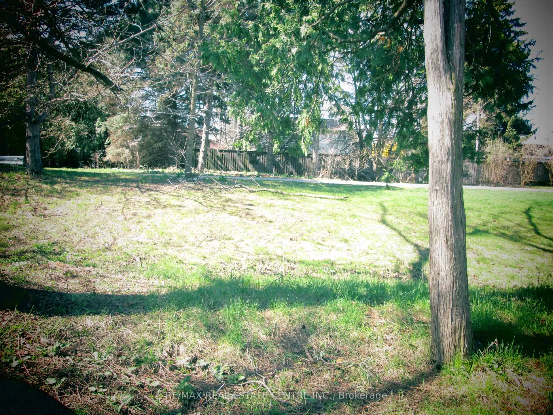 Photo 36 of 648 Francis Road, Burlington, LaSalle — HOMEH