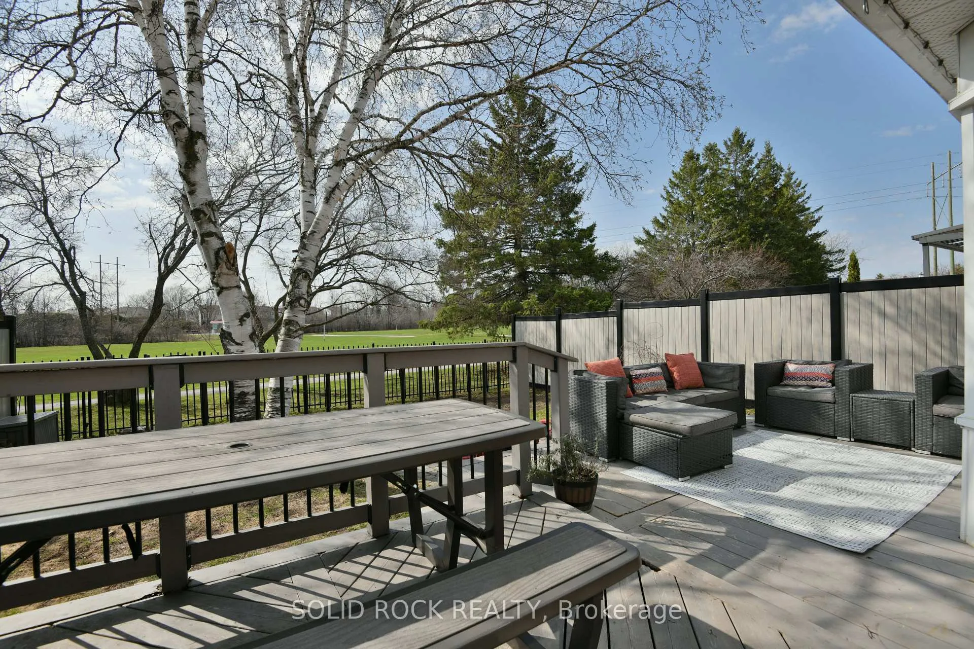 Photo 16 of 20 Shetland Way, Ottawa, Kanata - Bridlewood — HOMEH