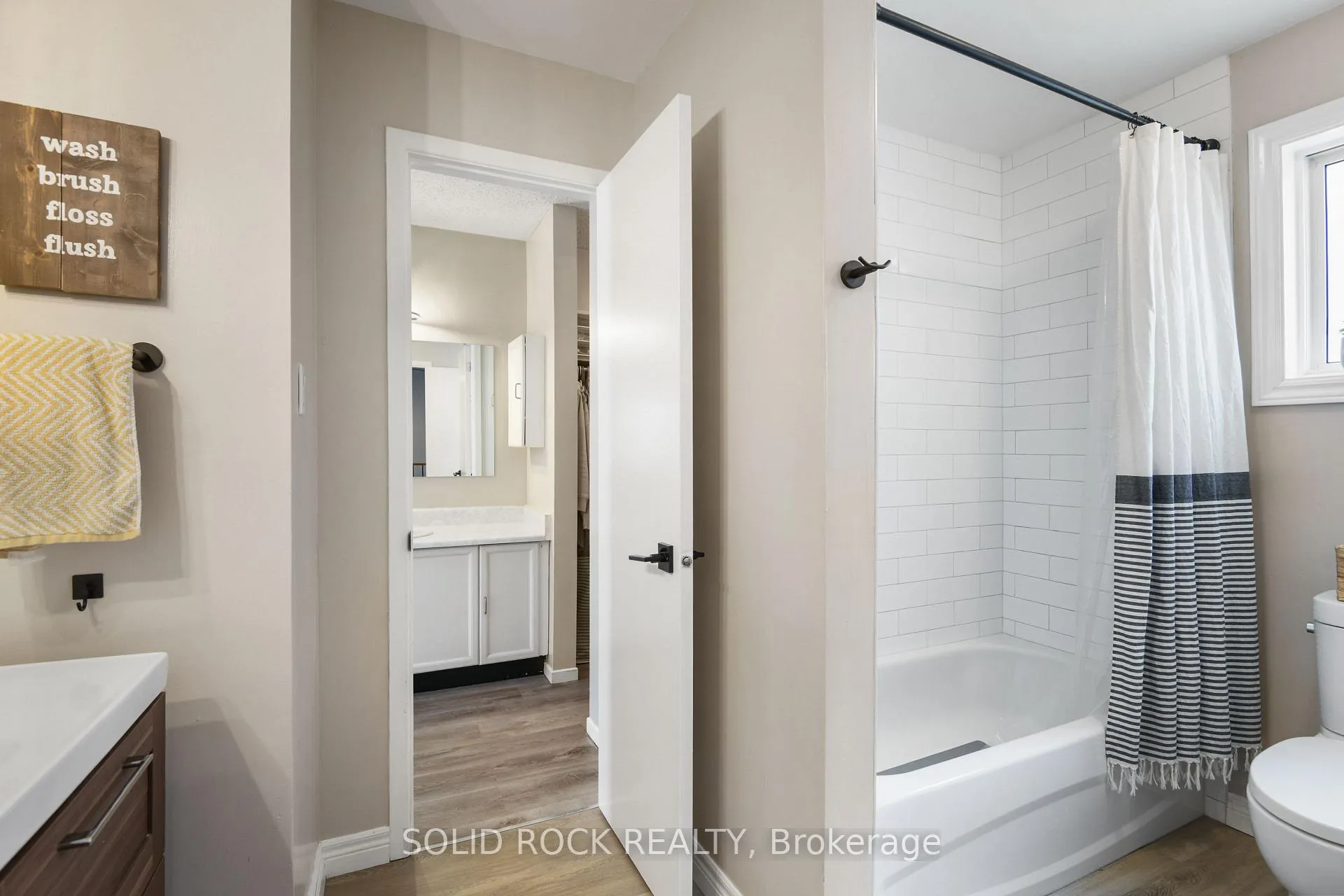 Photo 24 of 20 Shetland Way, Ottawa, Kanata - Bridlewood — HOMEH