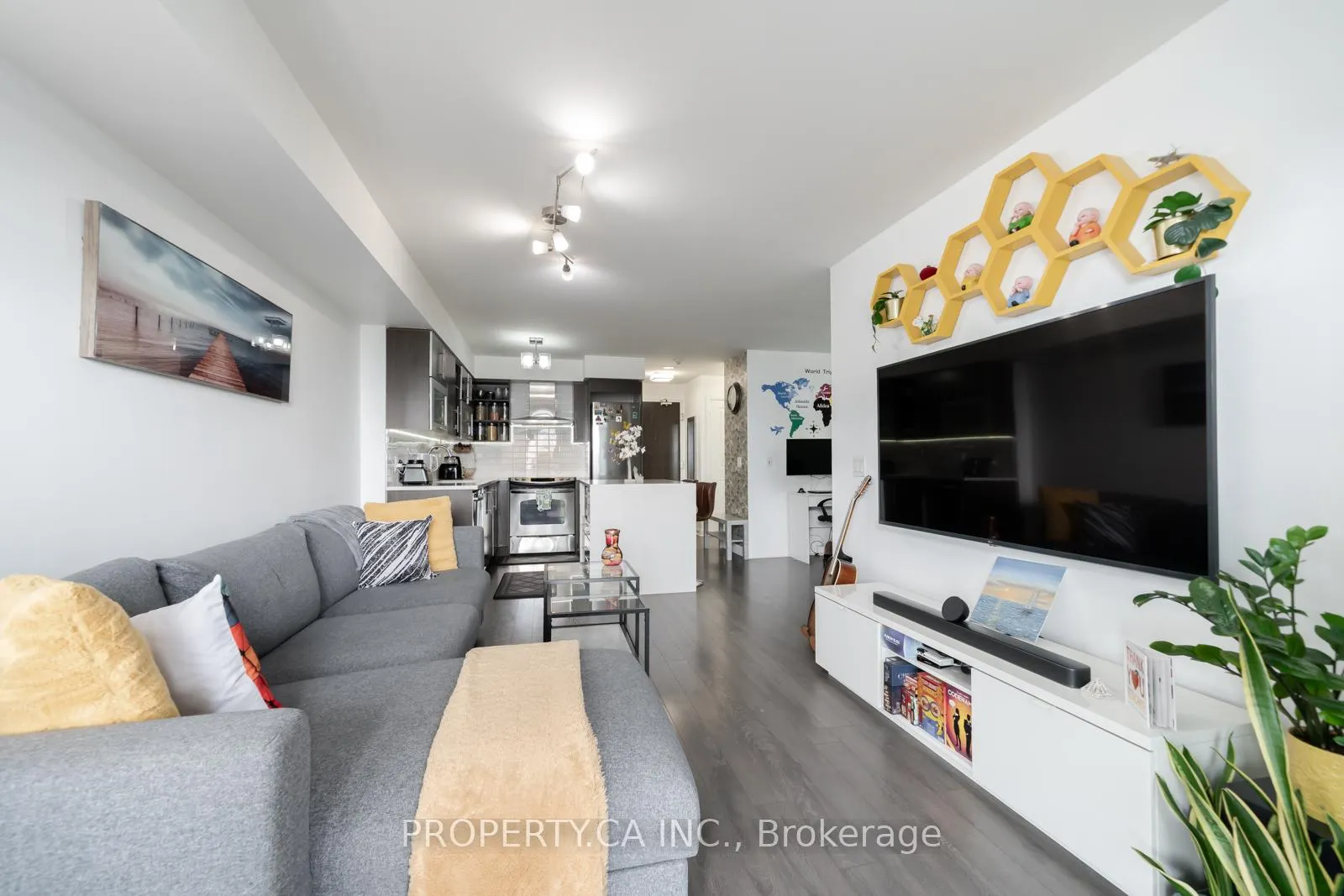 Photo 10 of Unit 1608, 1 Michael Power Place, Etobicoke, Islington-City Centre West — HOMEH