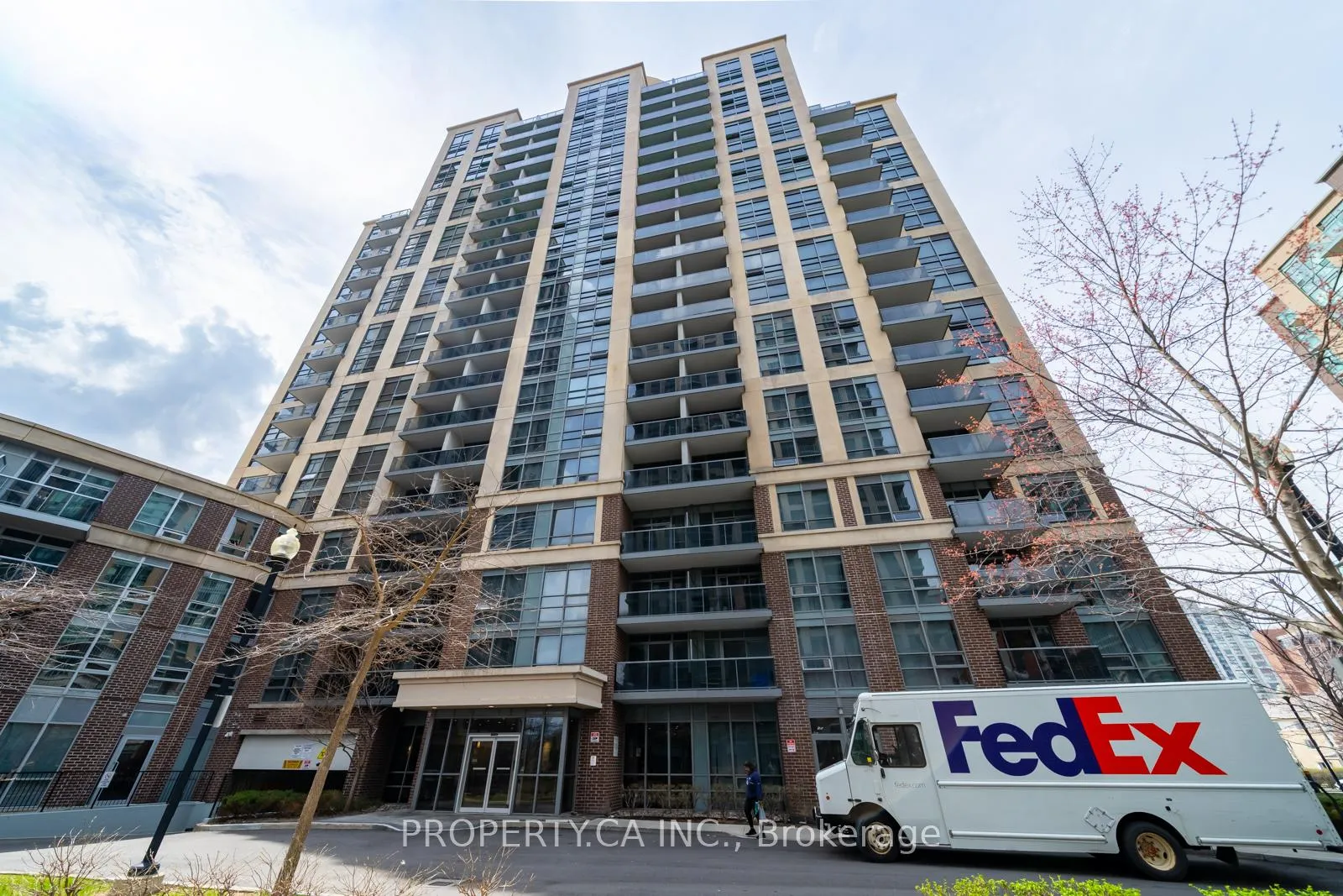 Photo 22 of Unit 1608, 1 Michael Power Place, Etobicoke, Islington-City Centre West — HOMEH