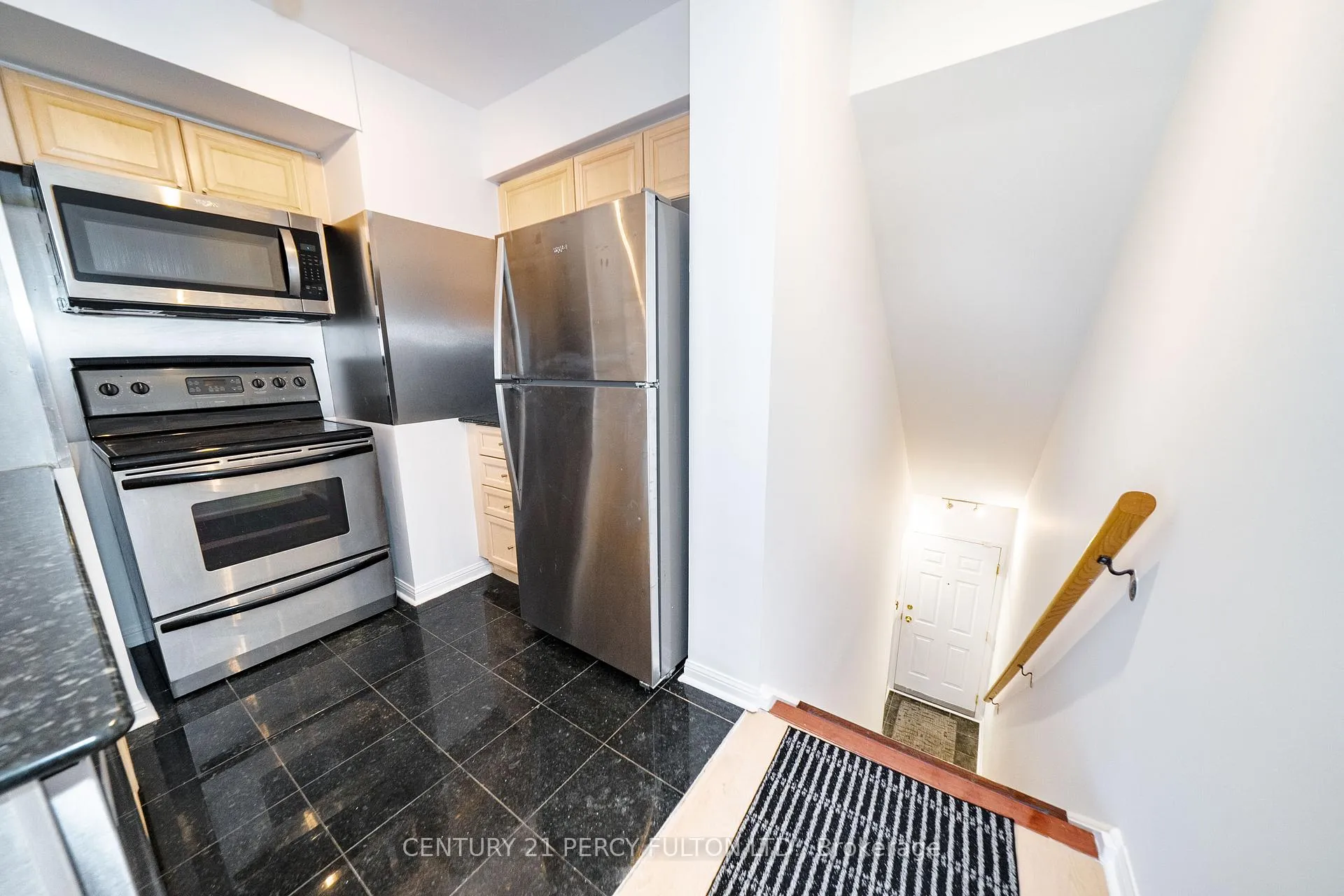 Photo 10 of Unit 335, 32 Stadium Road, Toronto, Niagara — HOMEH