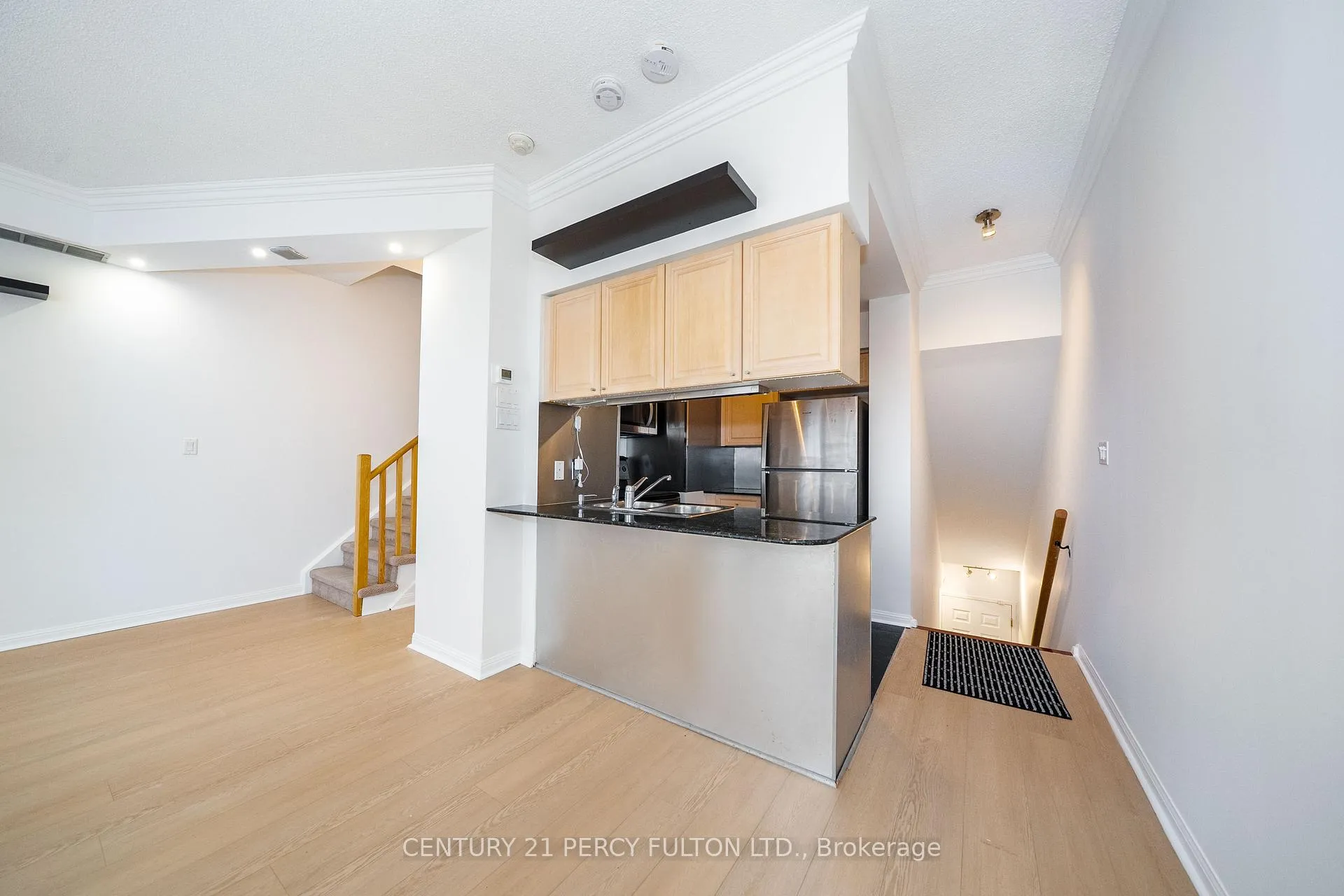 Photo 14 of Unit 335, 32 Stadium Road, Toronto, Niagara — HOMEH
