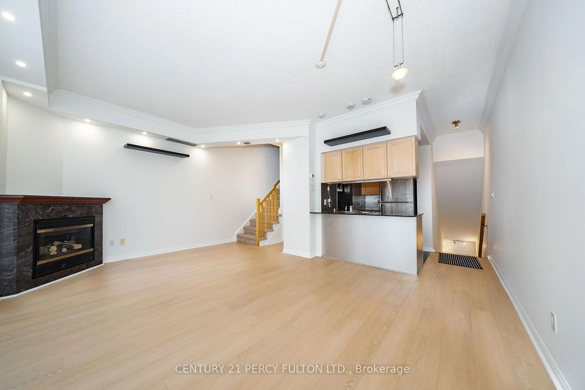 Photo 16 of Unit 335, 32 Stadium Road, Toronto, Niagara — HOMEH