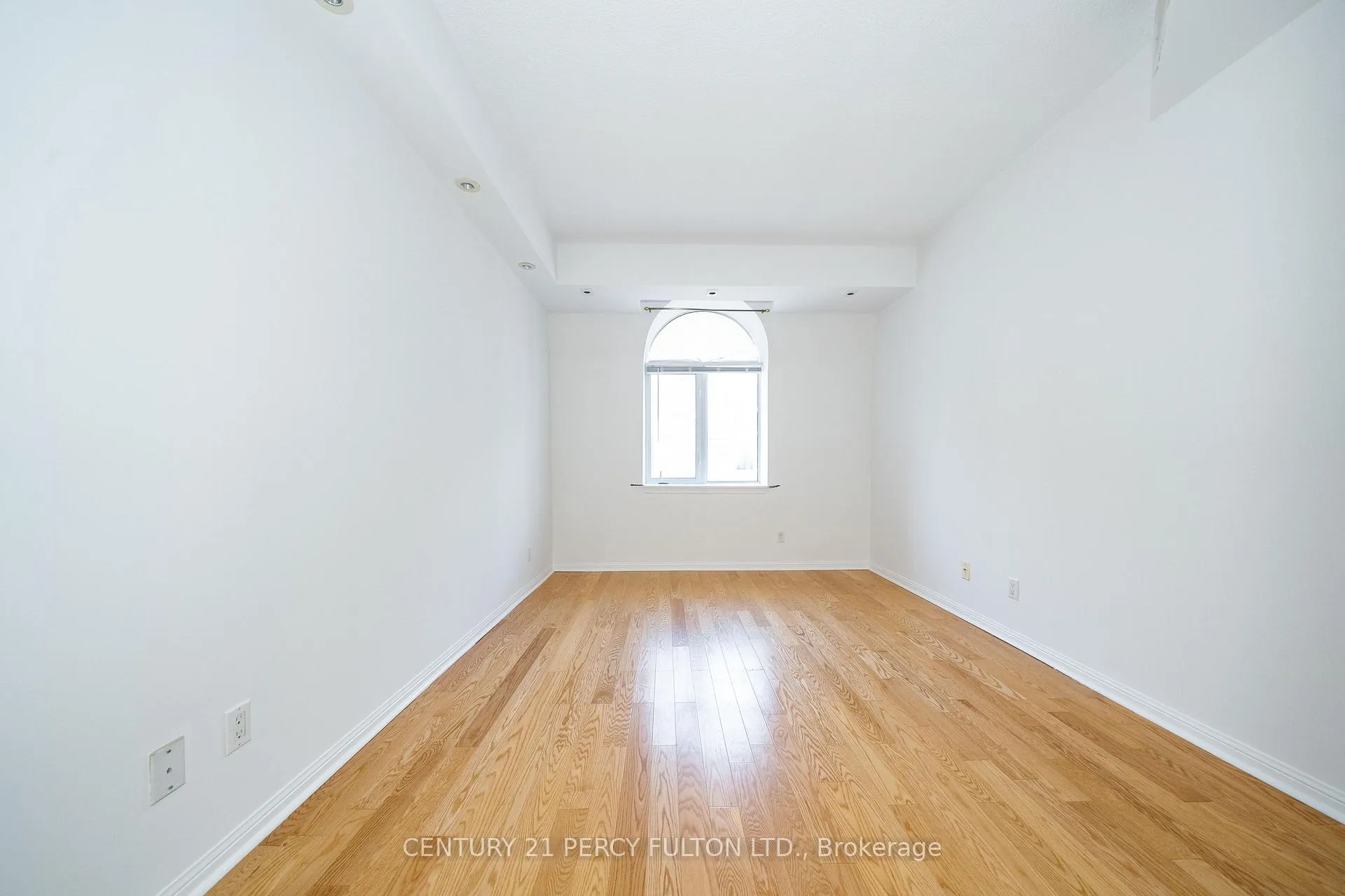 Photo 28 of Unit 335, 32 Stadium Road, Toronto, Niagara — HOMEH