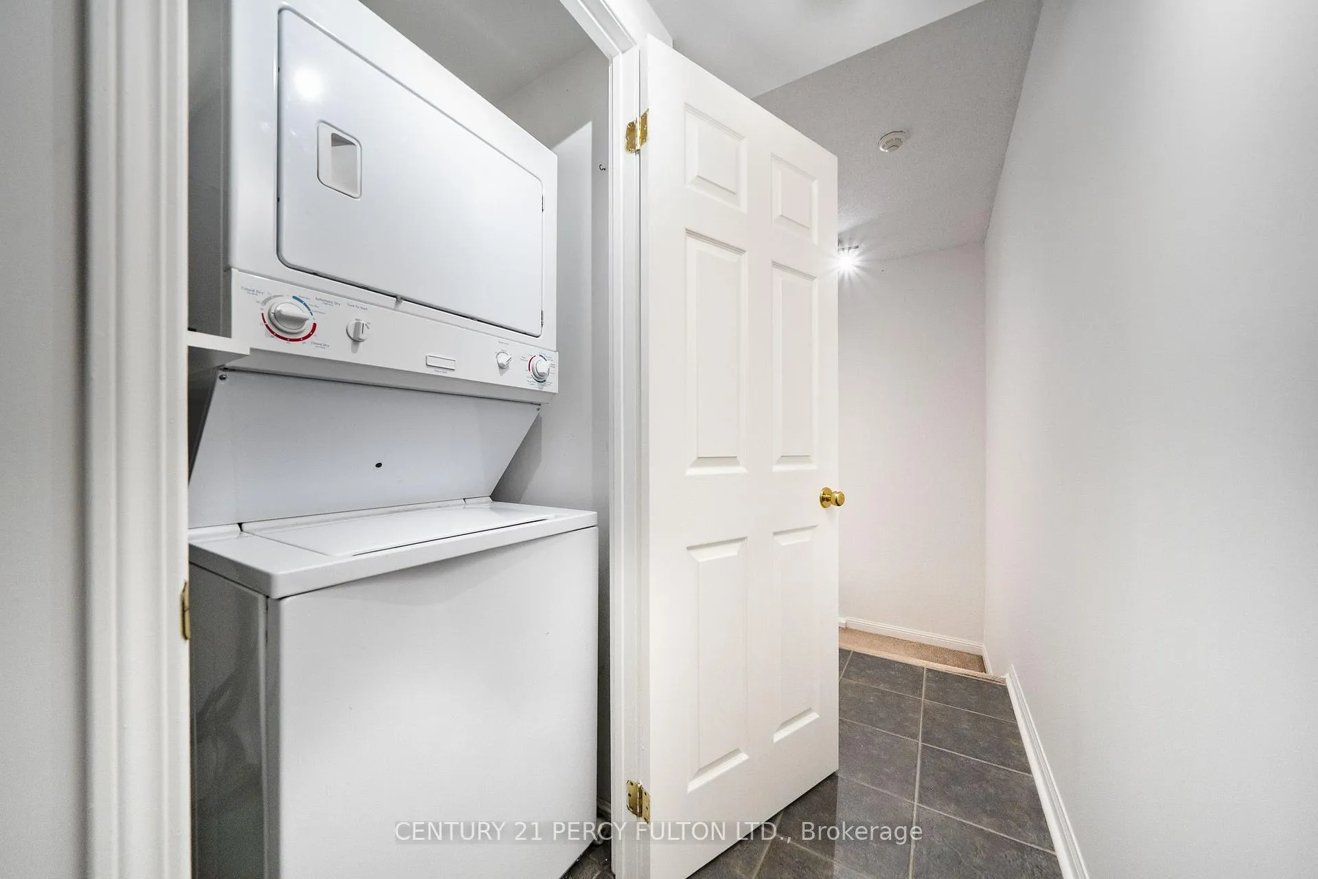 Photo 32 of Unit 335, 32 Stadium Road, Toronto, Niagara — HOMEH