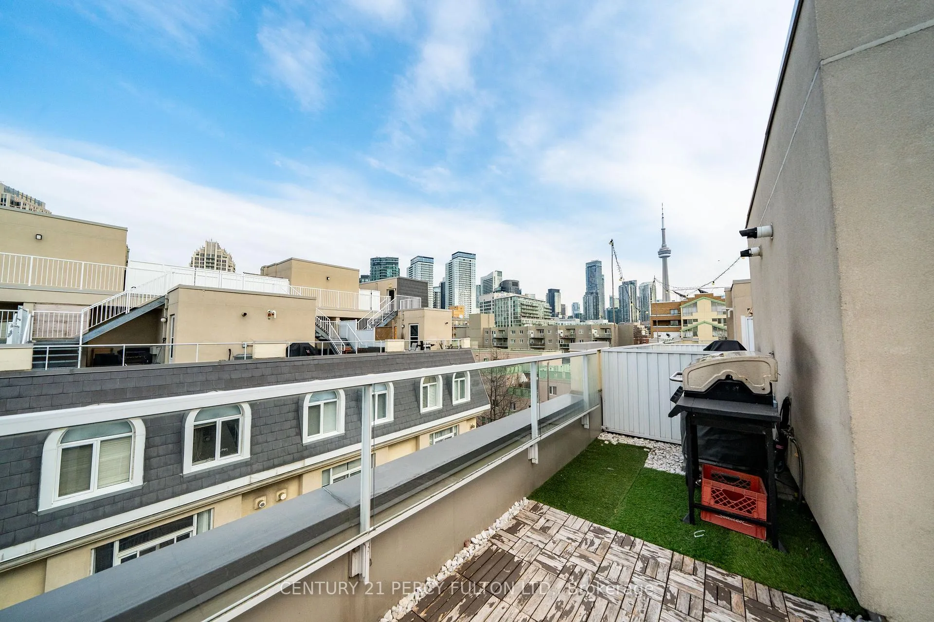 Photo 36 of Unit 335, 32 Stadium Road, Toronto, Niagara — HOMEH