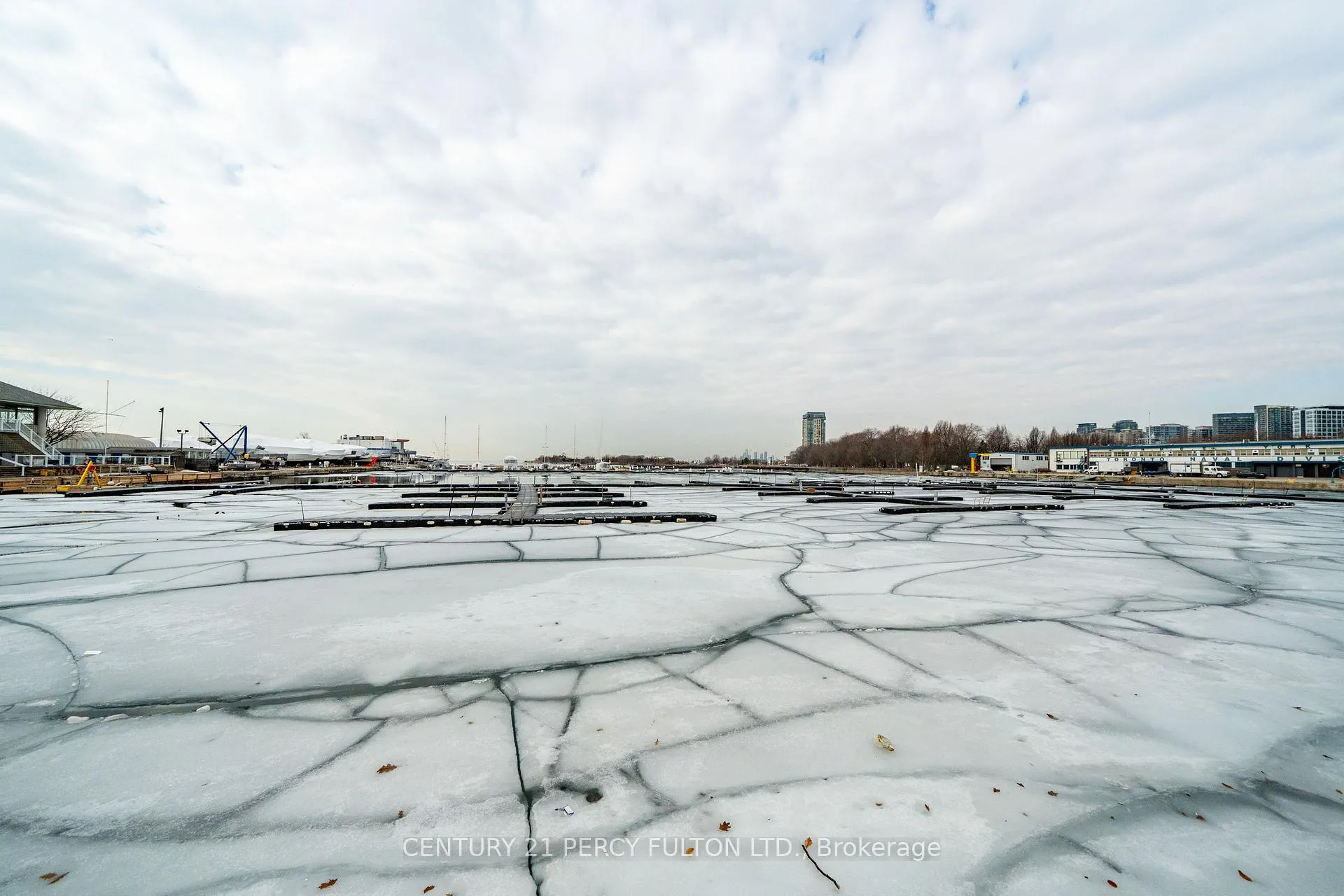 Photo 41 of Unit 335, 32 Stadium Road, Toronto, Niagara — HOMEH