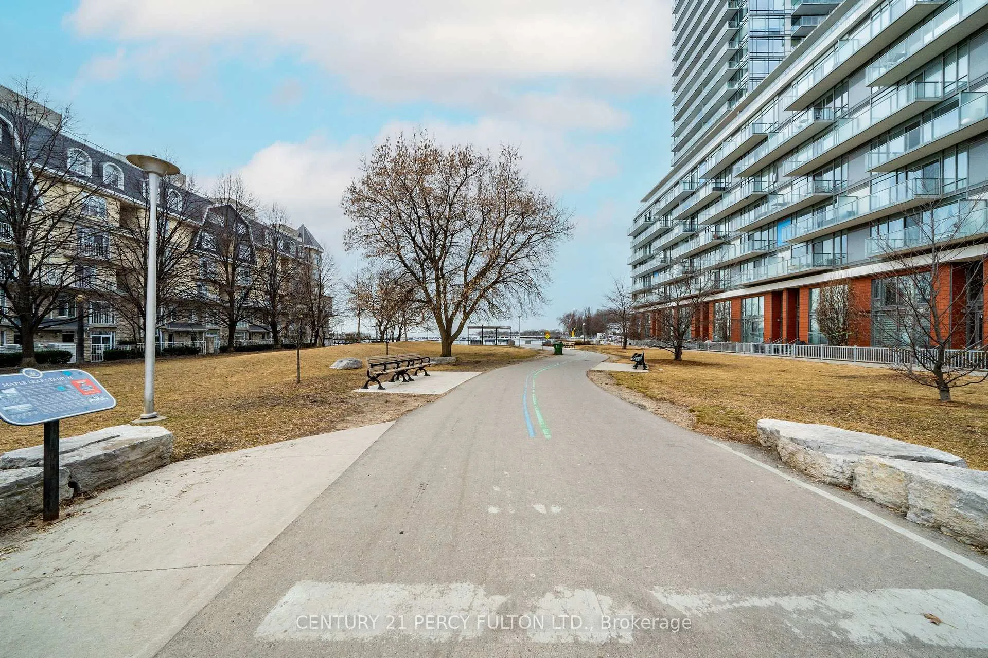 Photo 45 of Unit 335, 32 Stadium Road, Toronto, Niagara — HOMEH