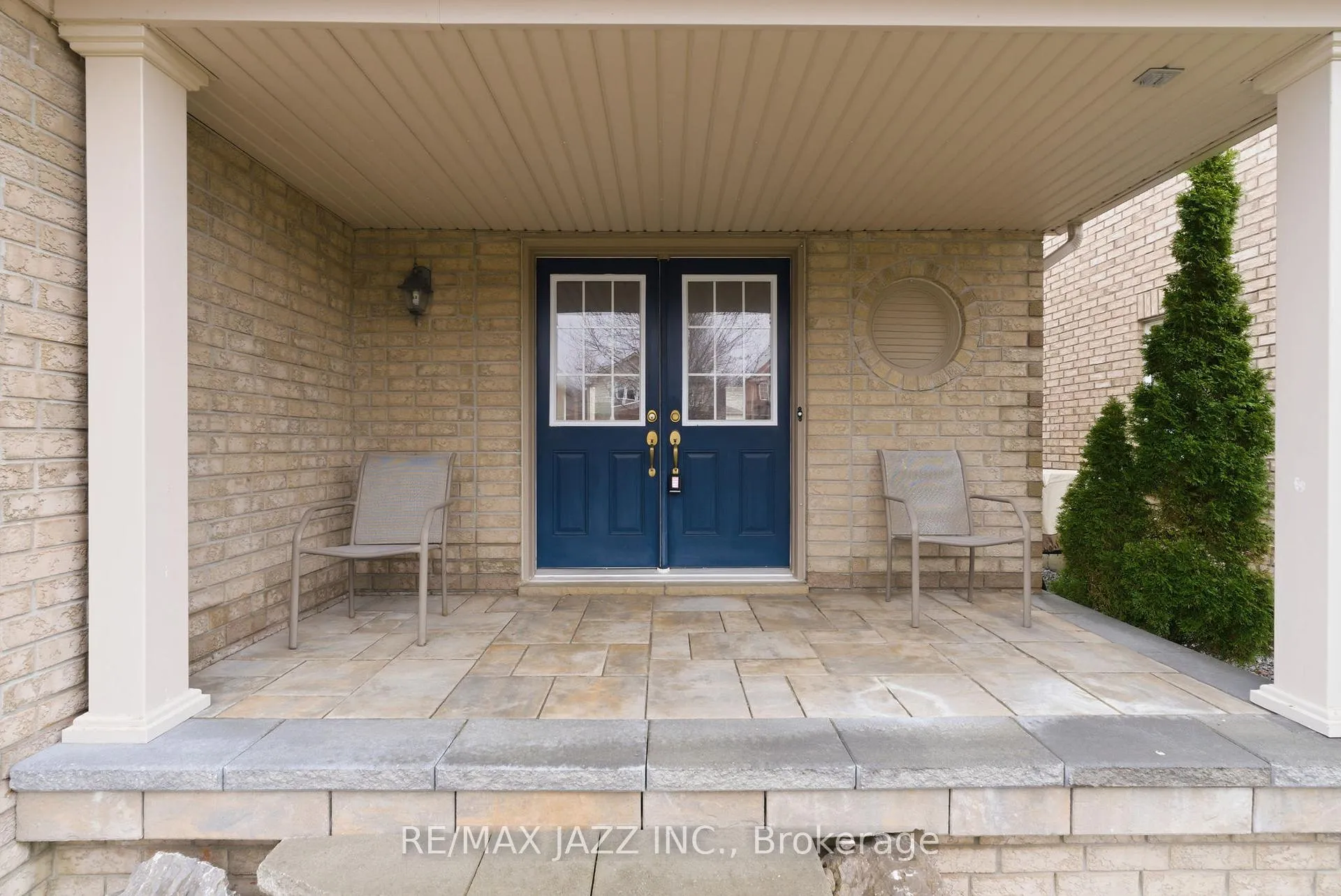 Photo 4 of 42 Russell Barton Lane, Uxbridge — HOMEH