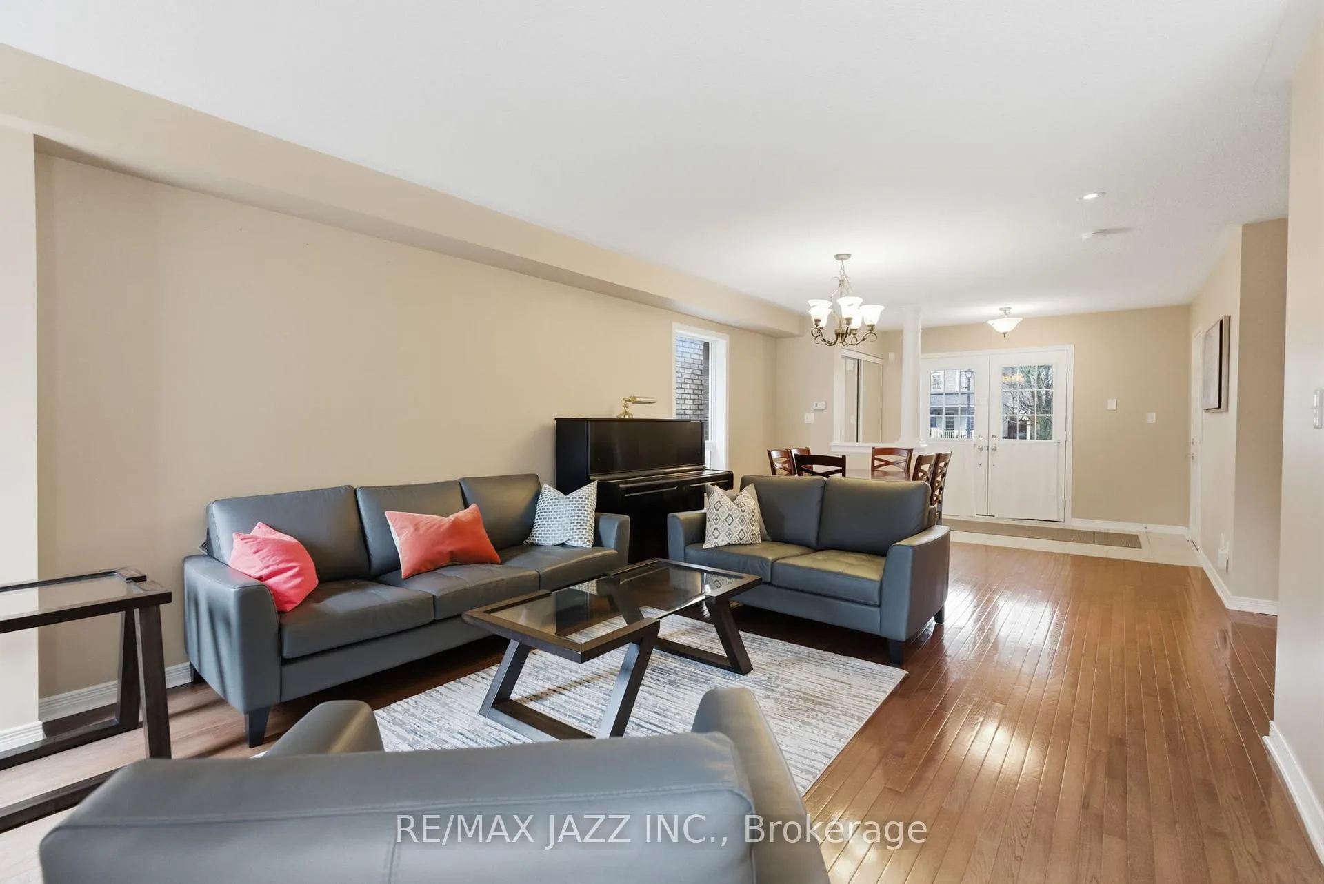 Photo 12 of 42 Russell Barton Lane, Uxbridge — HOMEH
