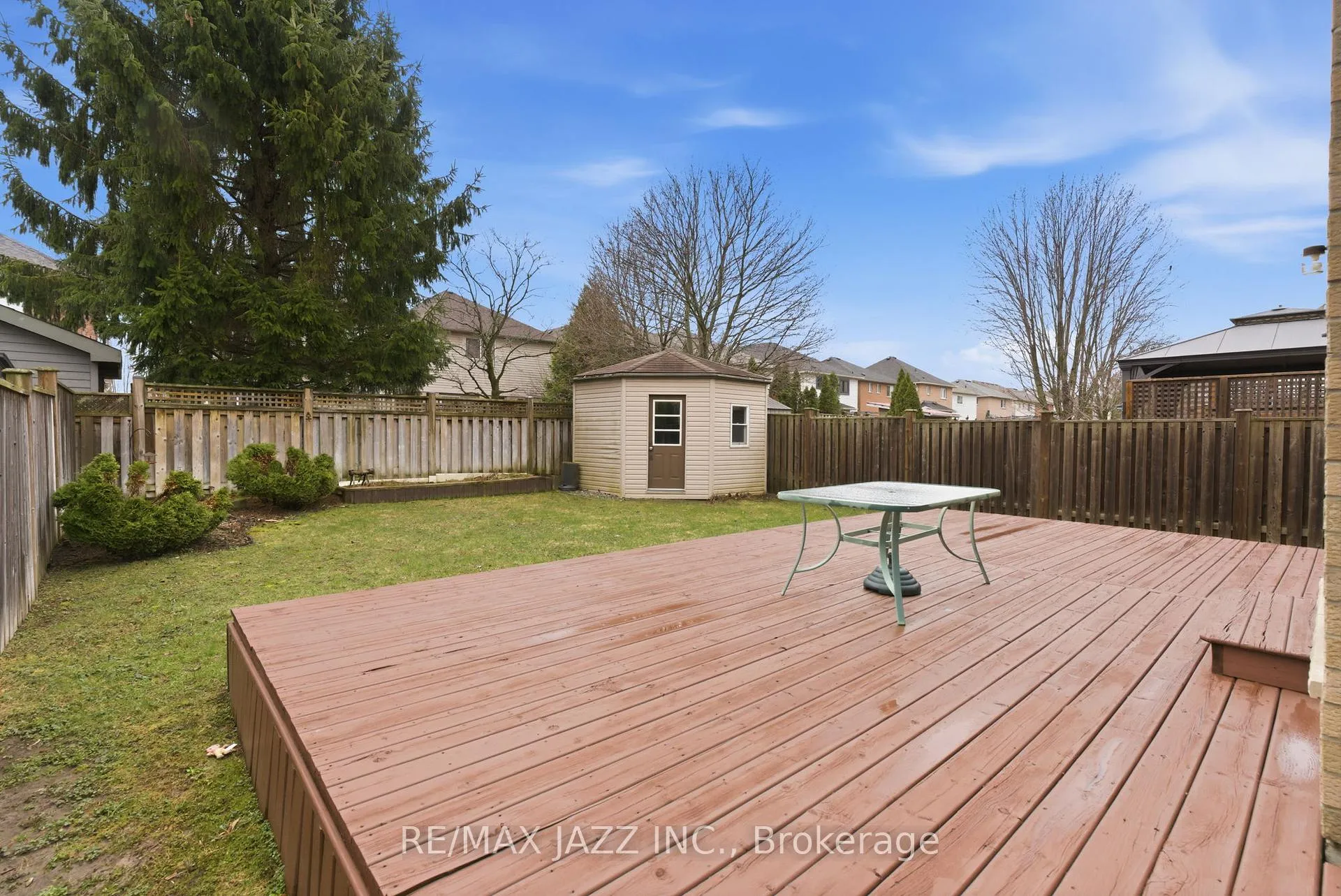 Photo 42 of 42 Russell Barton Lane, Uxbridge — HOMEH