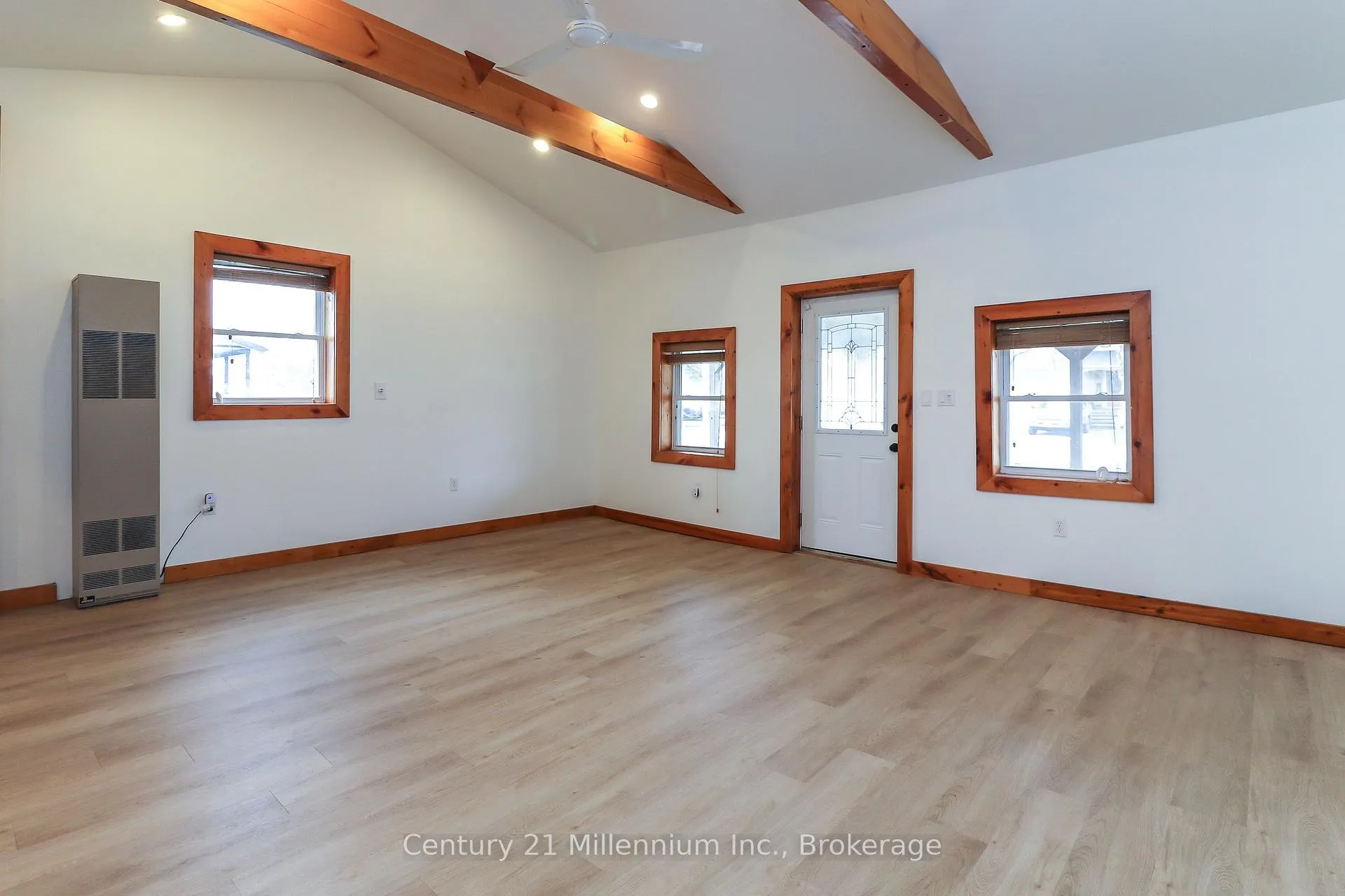Photo 4 of 246 Superior Street, Clearview, Stayner — HOMEH