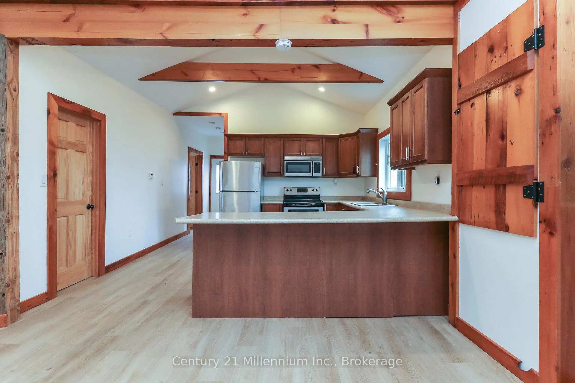 Photo 7 of 246 Superior Street, Clearview, Stayner — HOMEH