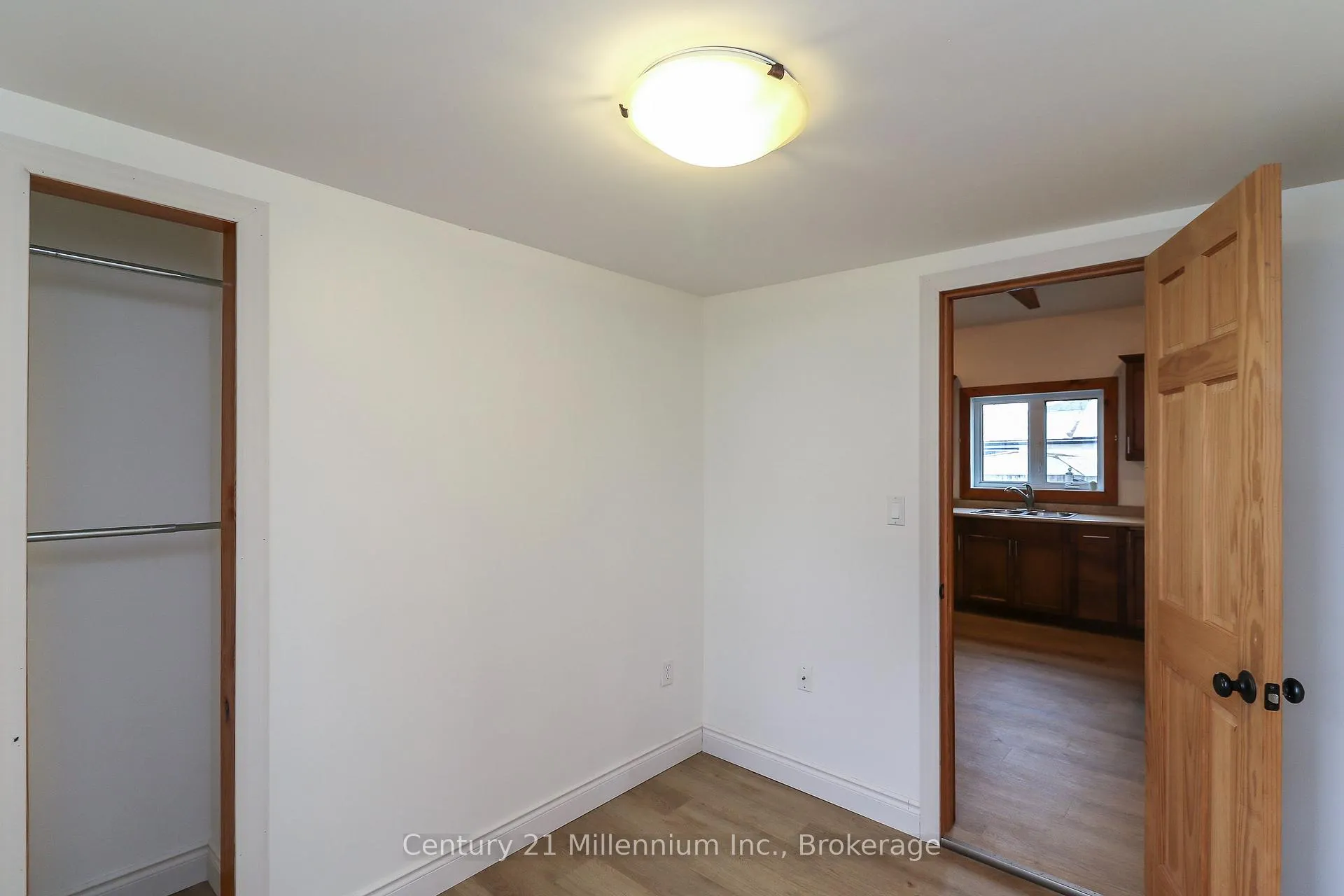 Photo 23 of 246 Superior Street, Clearview, Stayner — HOMEH