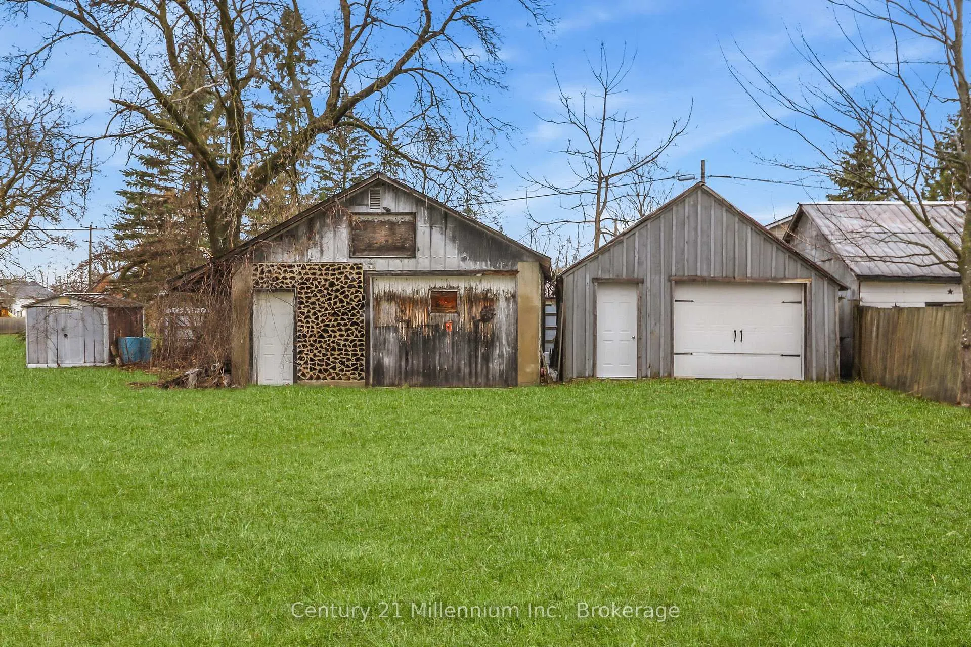 Photo 24 of 246 Superior Street, Clearview, Stayner — HOMEH