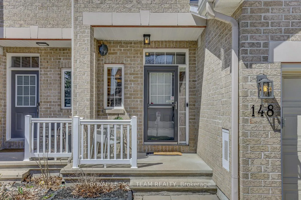 Photo 2 of 148 Jersey Tea Circle, Ottawa, Riverside South/Gloucester Glen — HOMEH
