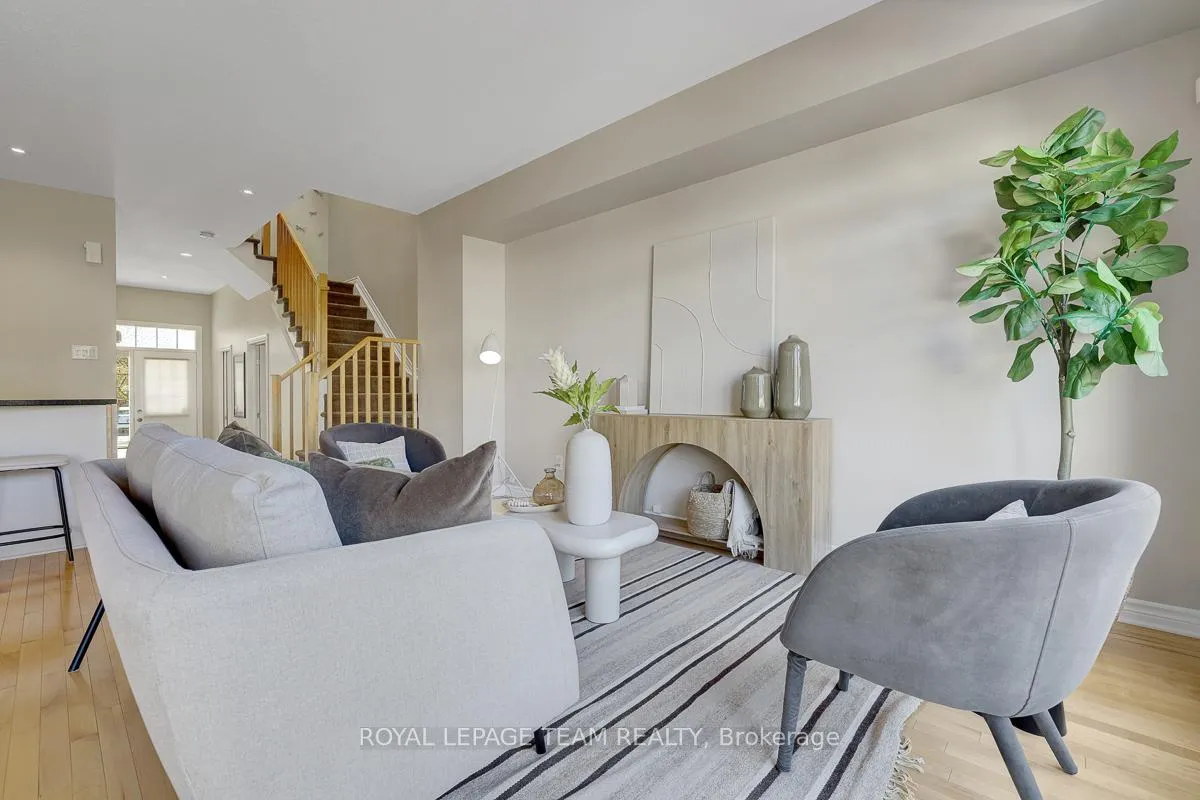Photo 9 of 148 Jersey Tea Circle, Ottawa, Riverside South/Gloucester Glen — HOMEH