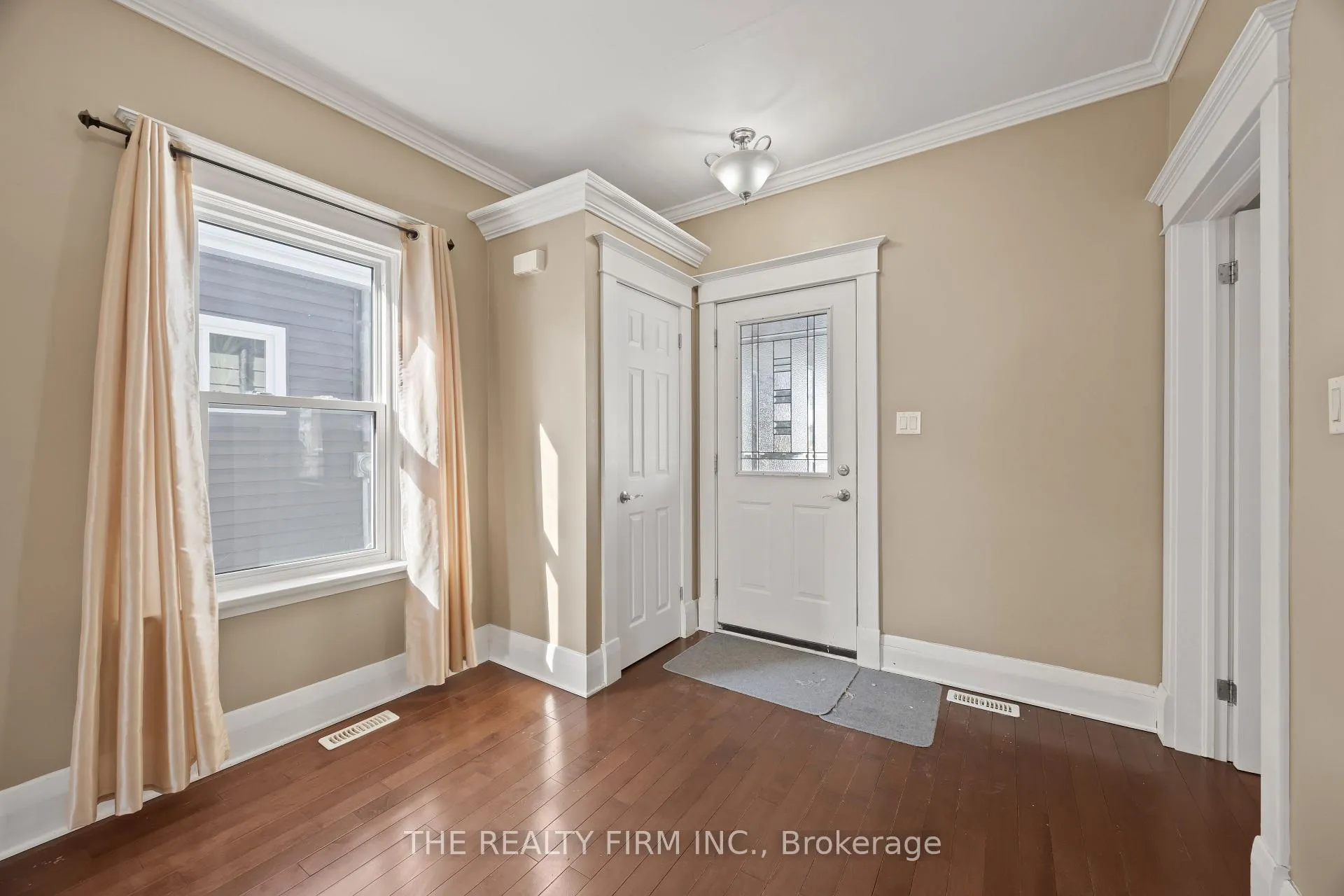 Photo 6 of 33 Terrence Street, London, East L — HOMEH