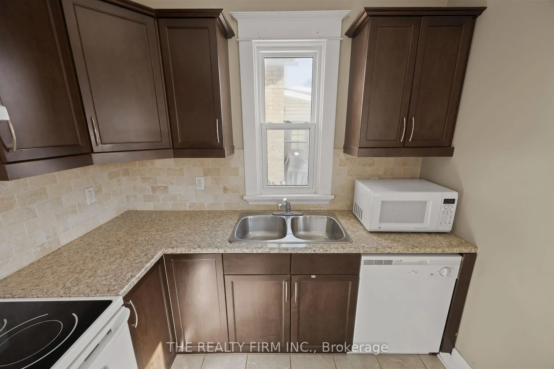 Photo 15 of 33 Terrence Street, London, East L — HOMEH