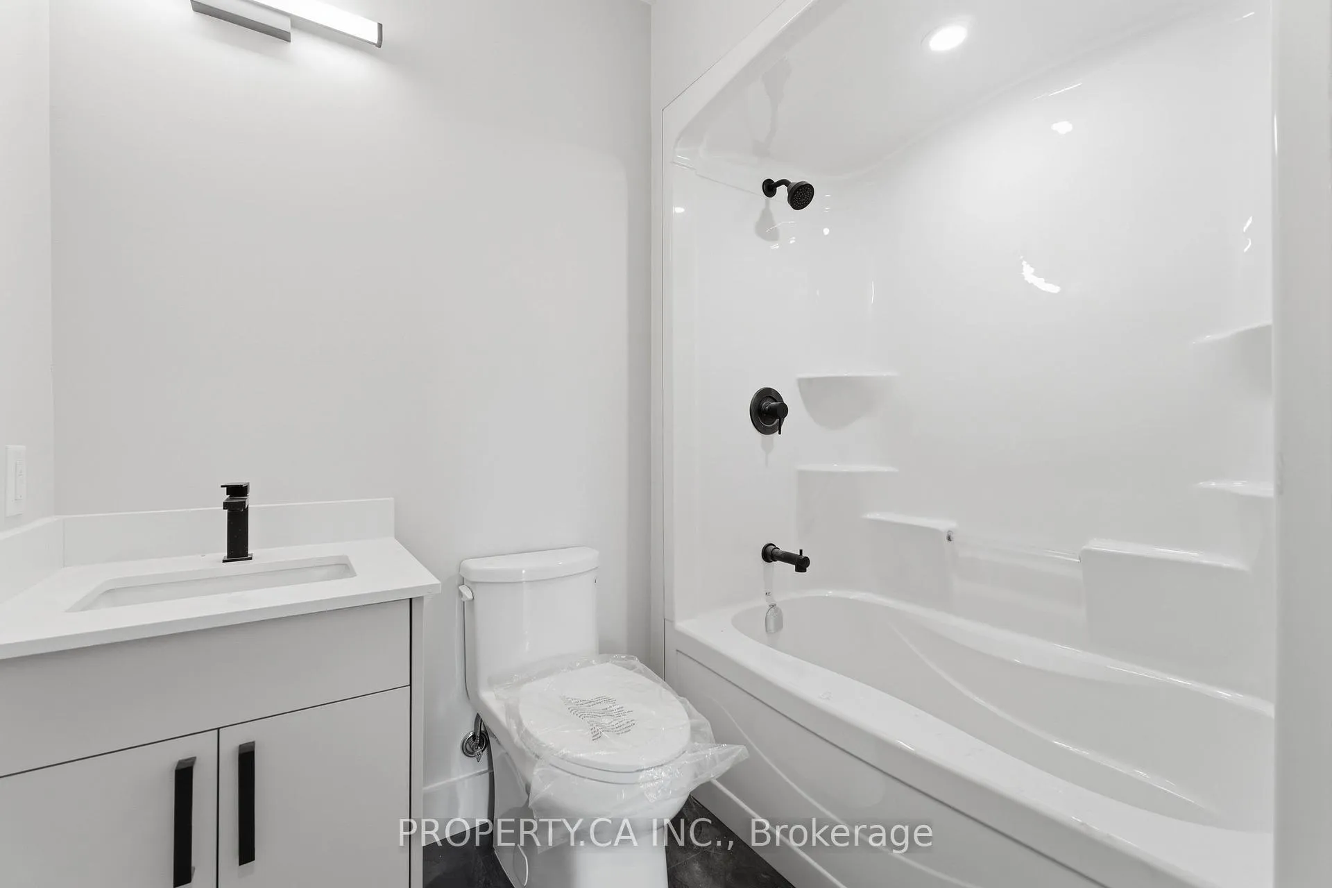 Photo 10 of Unit 508, 8 Hutt Lane, Thorold, Thorold Downtown — HOMEH