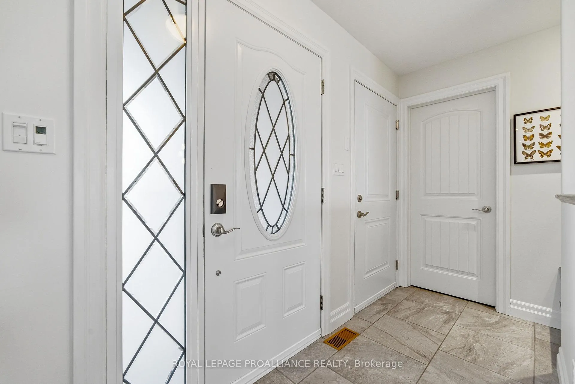 Photo 7 of 6 Aspen Drive, Quinte West, Murray Ward — HOMEH