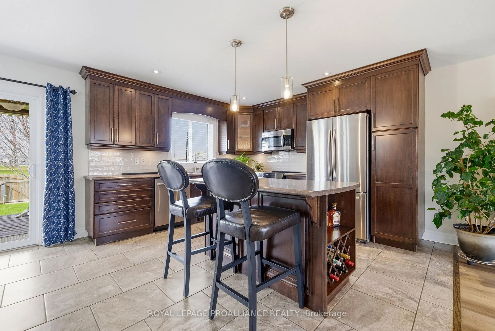 Photo 14 of 6 Aspen Drive, Quinte West, Murray Ward — HOMEH