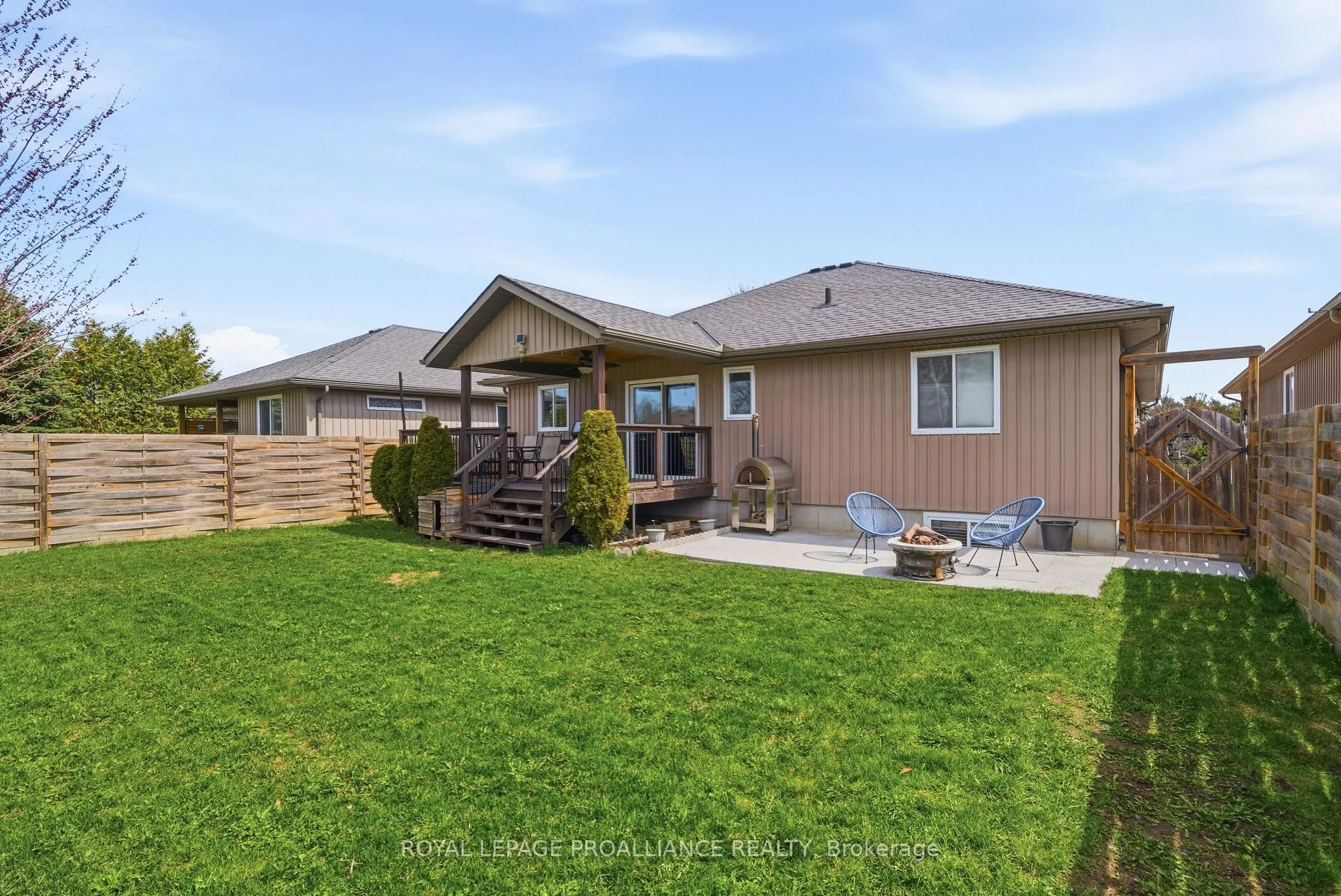 Photo 44 of 6 Aspen Drive, Quinte West, Murray Ward — HOMEH