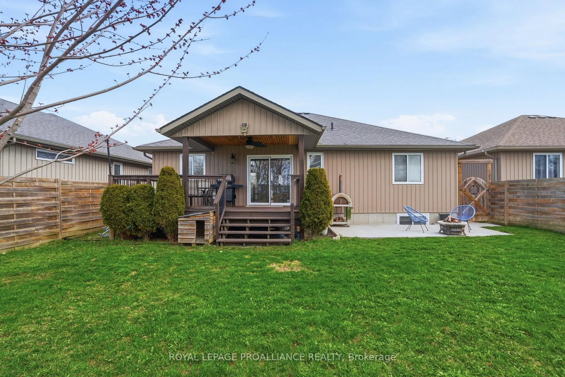 Photo 45 of 6 Aspen Drive, Quinte West, Murray Ward — HOMEH