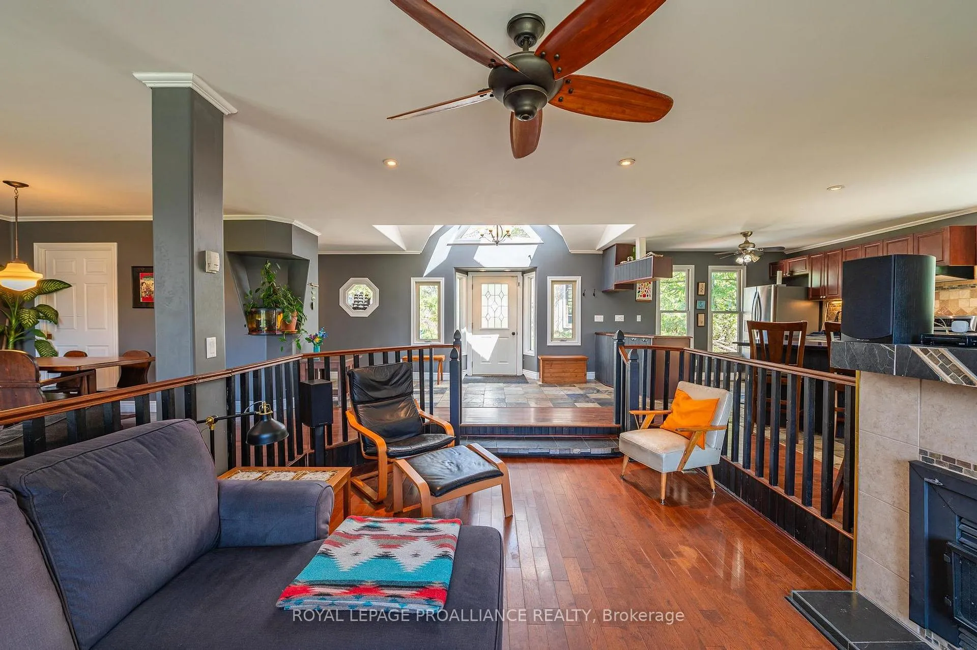 Photo 7 of 280 Presqu'ile Parkway, Brighton — HOMEH