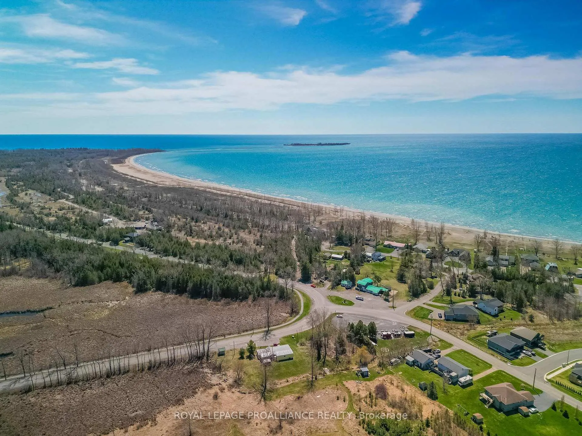 Photo 23 of 280 Presqu'ile Parkway, Brighton — HOMEH