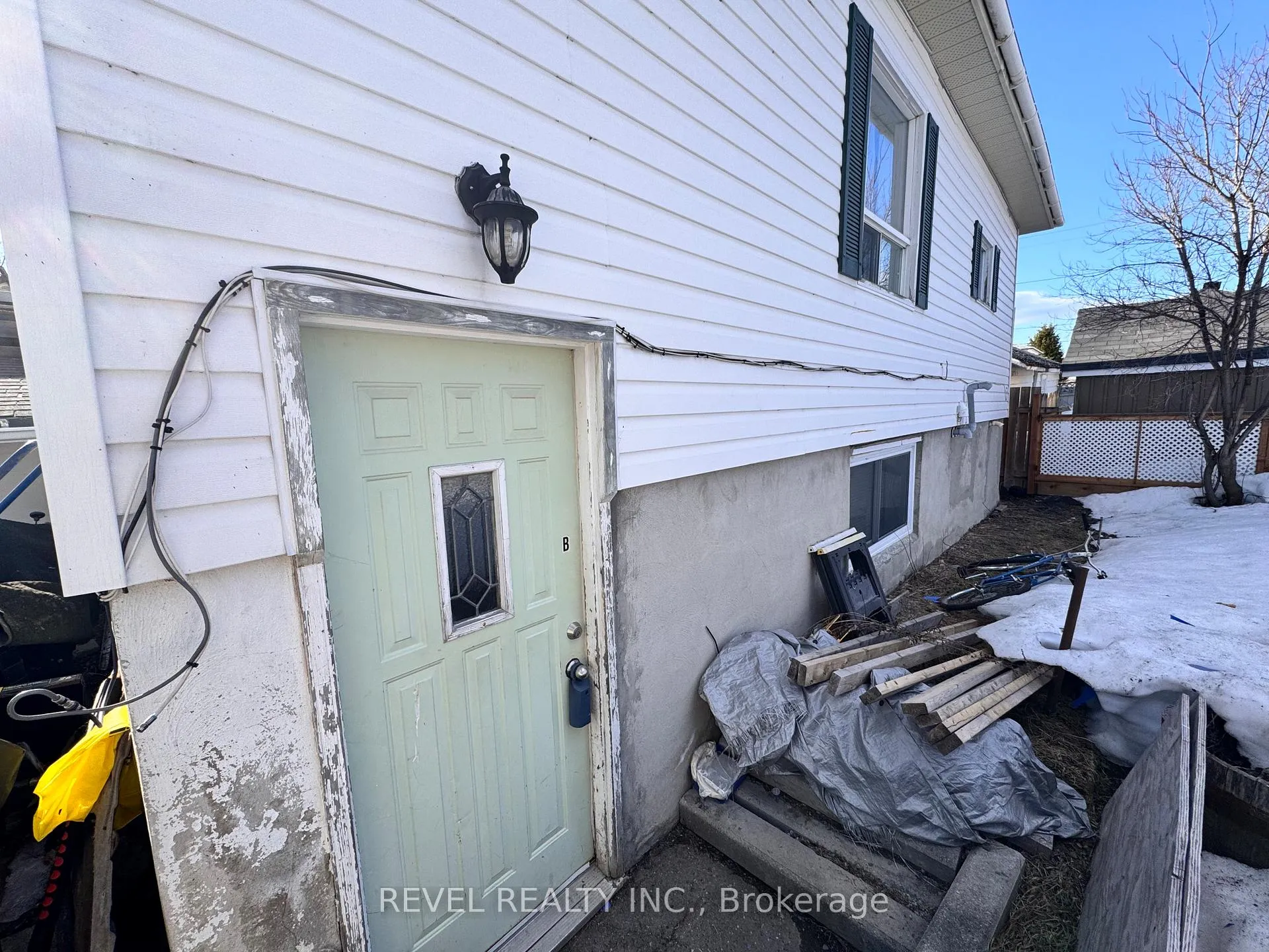Photo 4 of 132 Bruce Avenue, Timmins, SP - Main Area — HOMEH