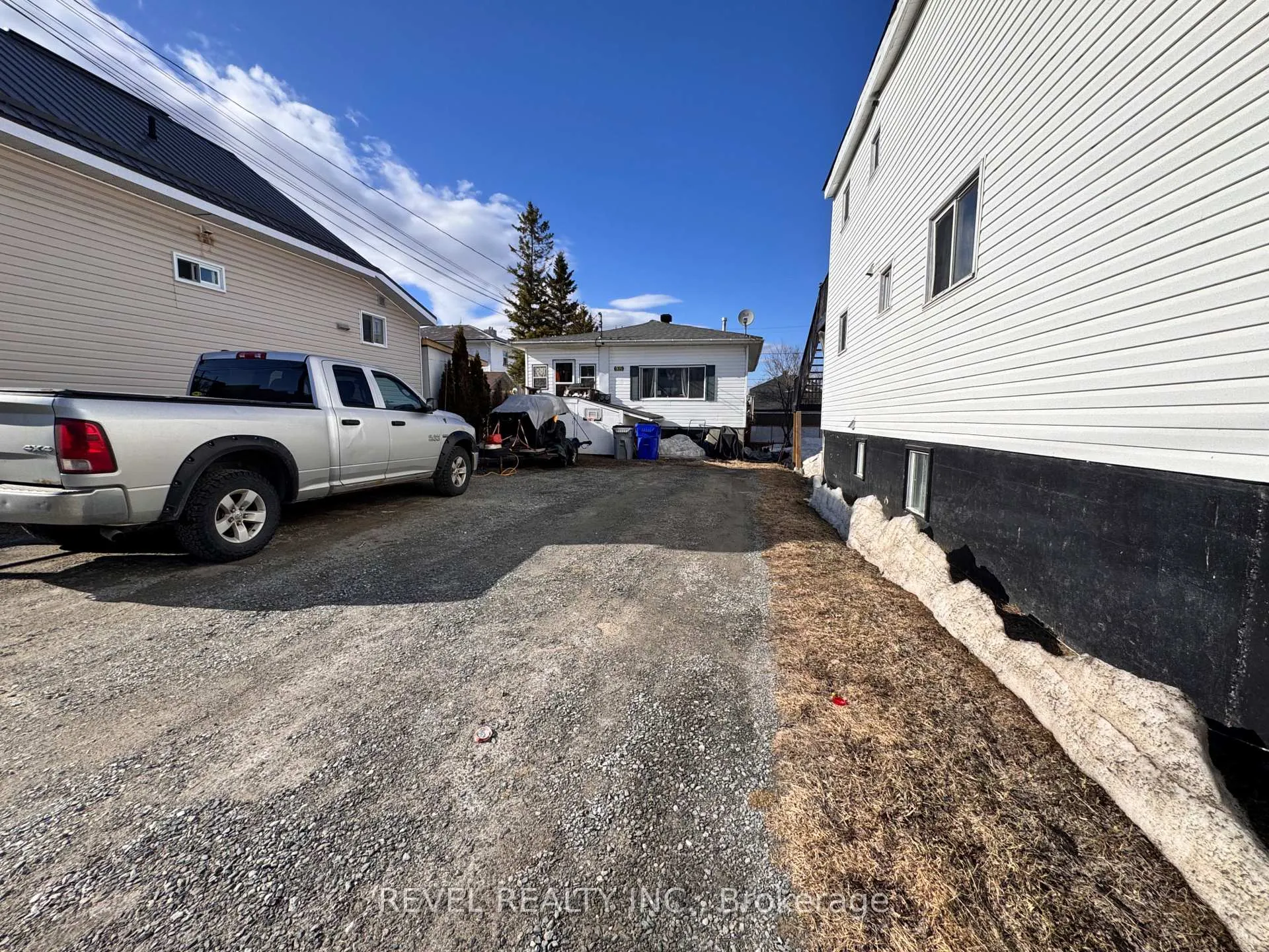 Photo 6 of 132 Bruce Avenue, Timmins, SP - Main Area — HOMEH